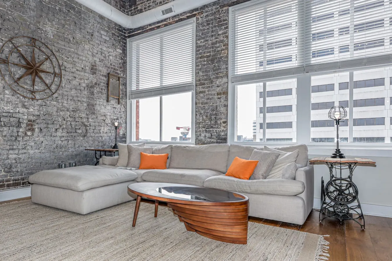 High-End Historic Loft Premium DT Stay 7