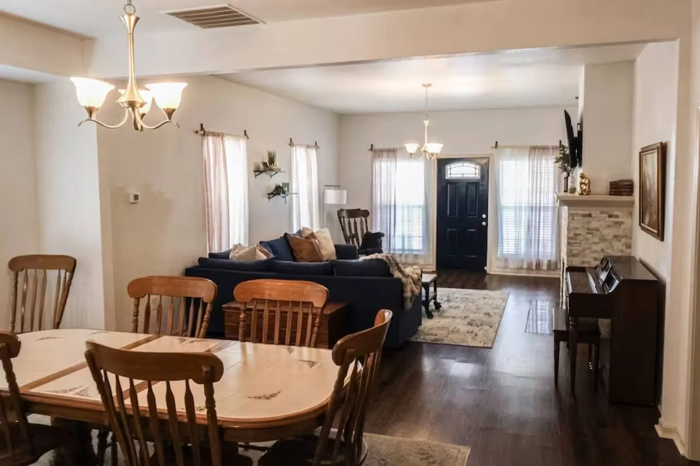 Bear Basecamp | 3BR | Game Room | Midterm Welcome — photo 3