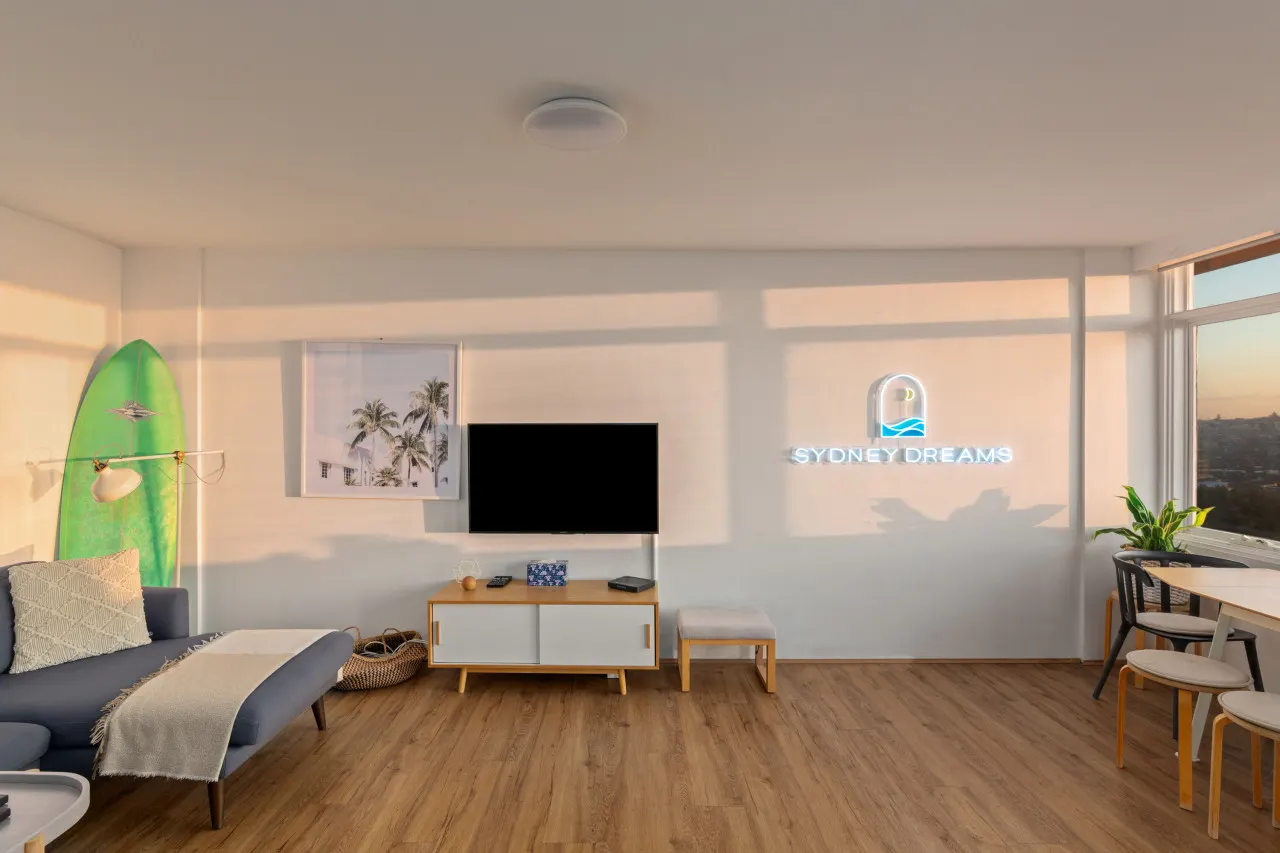 Endless Views by Sydney Dreams + Parking 2