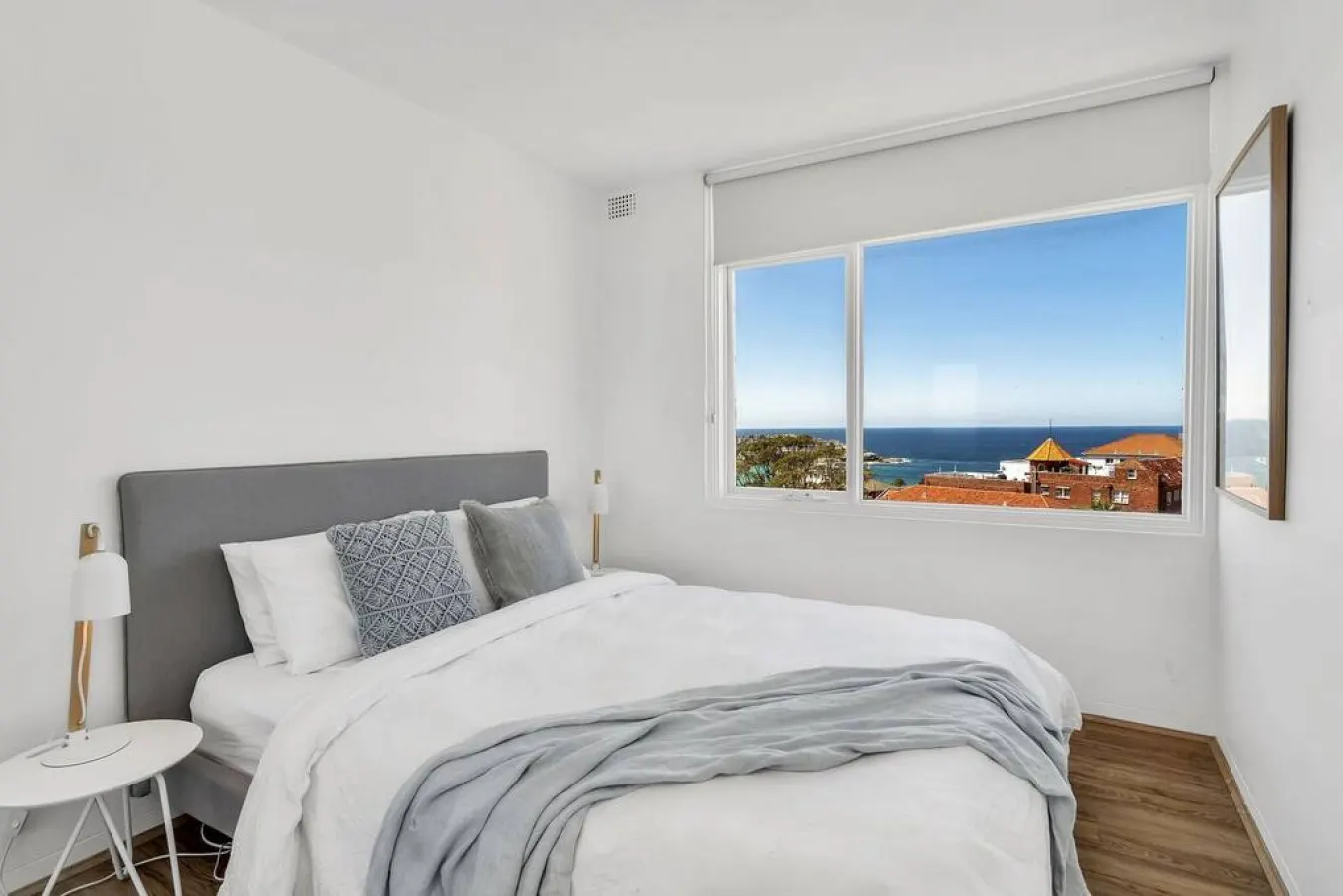 Endless Views by Sydney Dreams + Parking 8