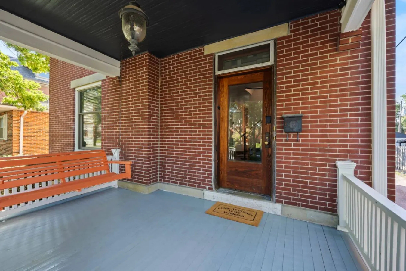 German Village Private Hot Tub & Chef’s Kitchen 17