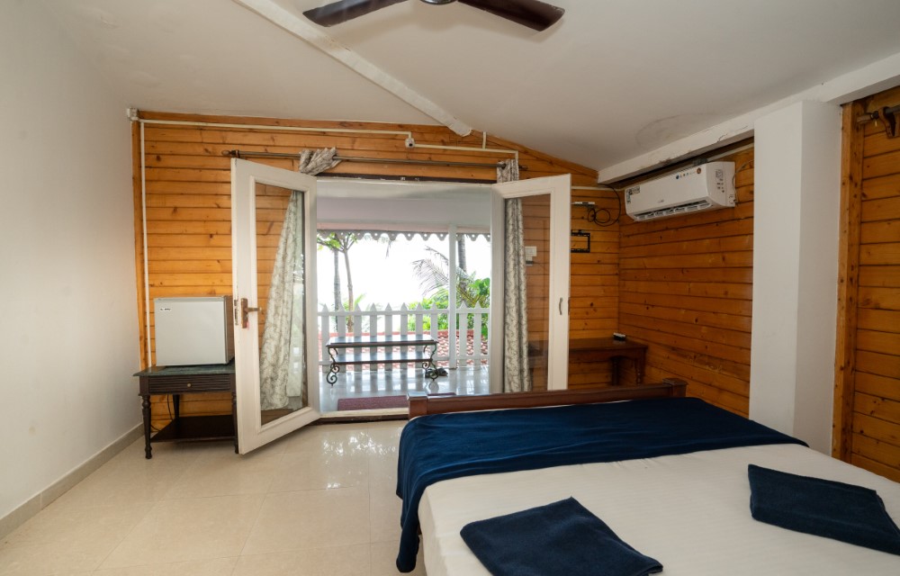 Beachside Cottage | Steps from Goa's Quiet Shore 6