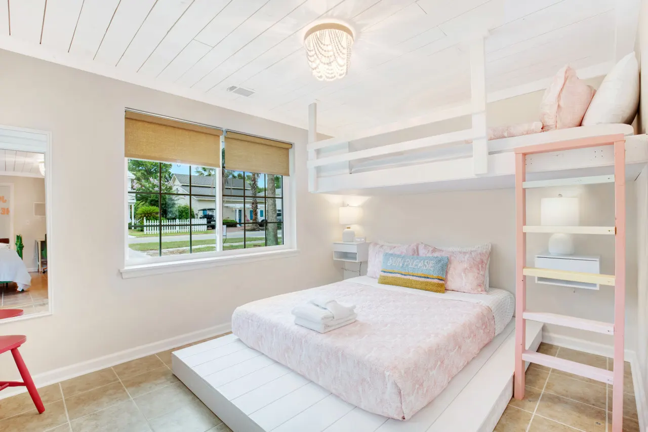 Salt Gypsy Unit B: Expansive Outdoor Space w Pool 16