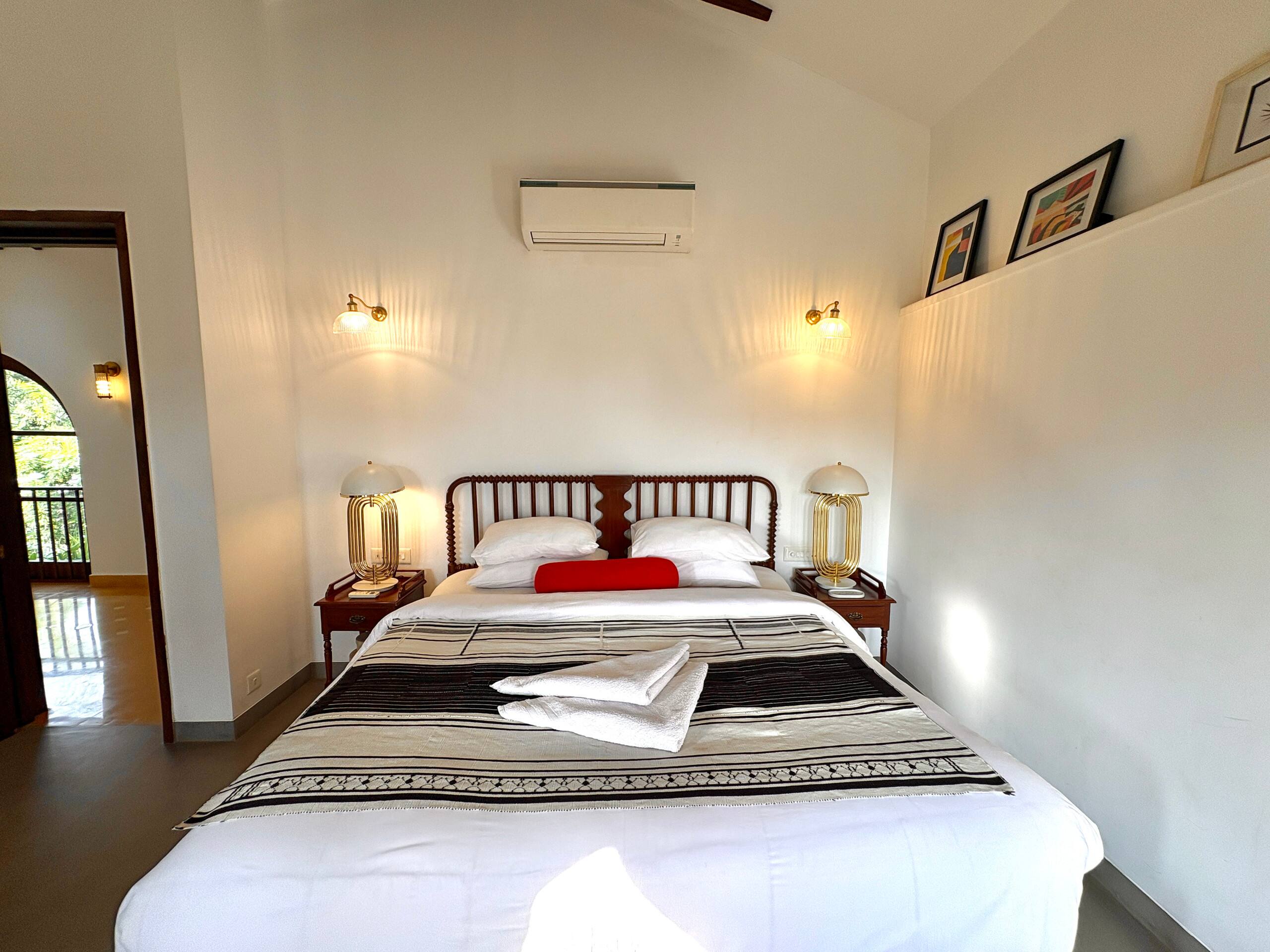 Dreamy 4BHK Pool Villa | Assagao | Mirashya VLM 37