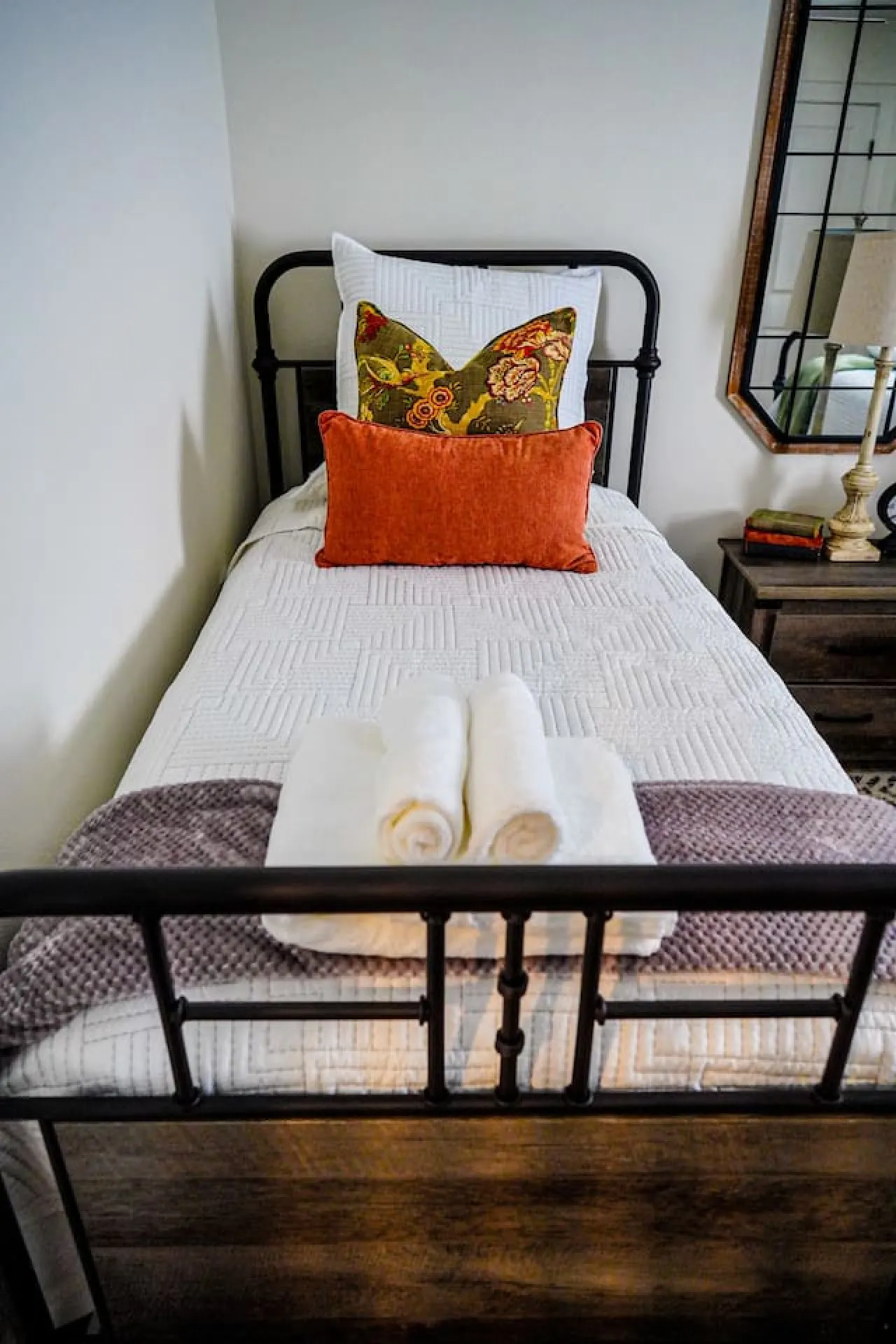 Luxe 3BR w/ fenced parking 2 miles to French Qtr 9