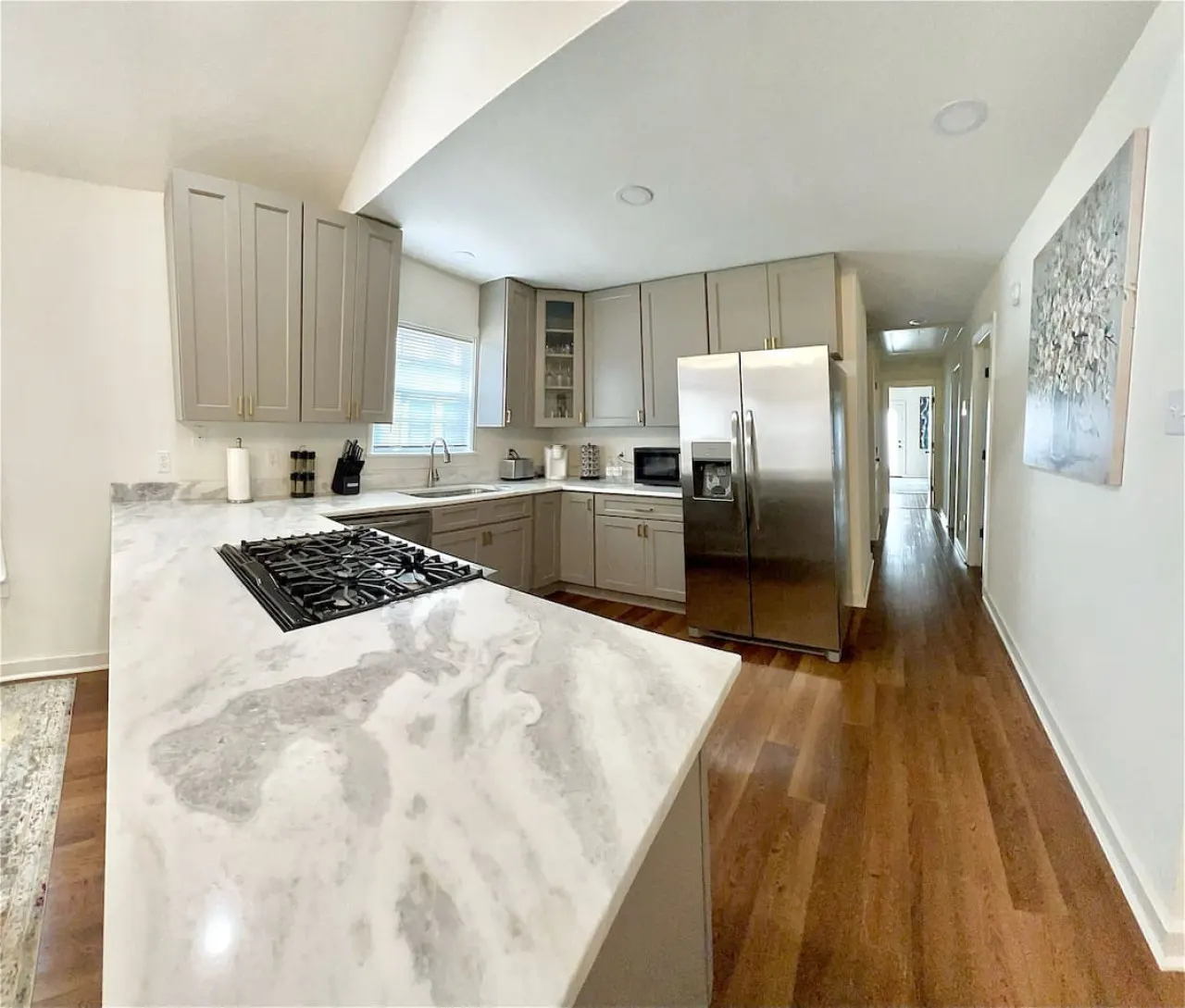 Luxe 3BR w/ fenced parking 2 miles to French Qtr 12