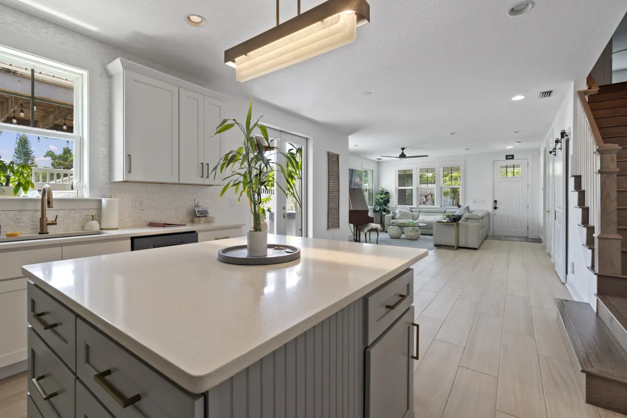 The White House Island/Hot Tub/Bch/Downtown 8