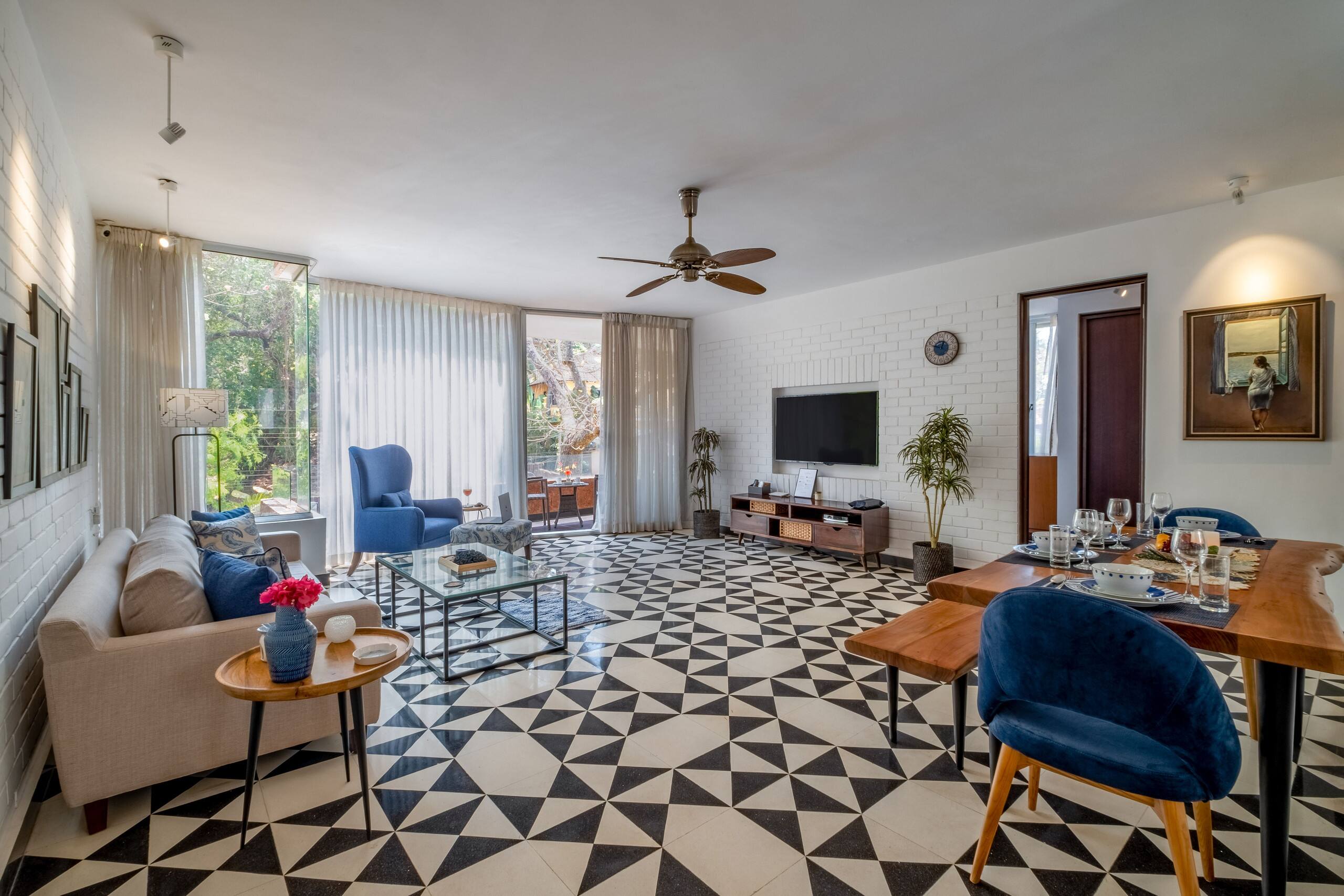 ElArbol |Minimalist 2bhk |Pvt Balcony |AC 7
