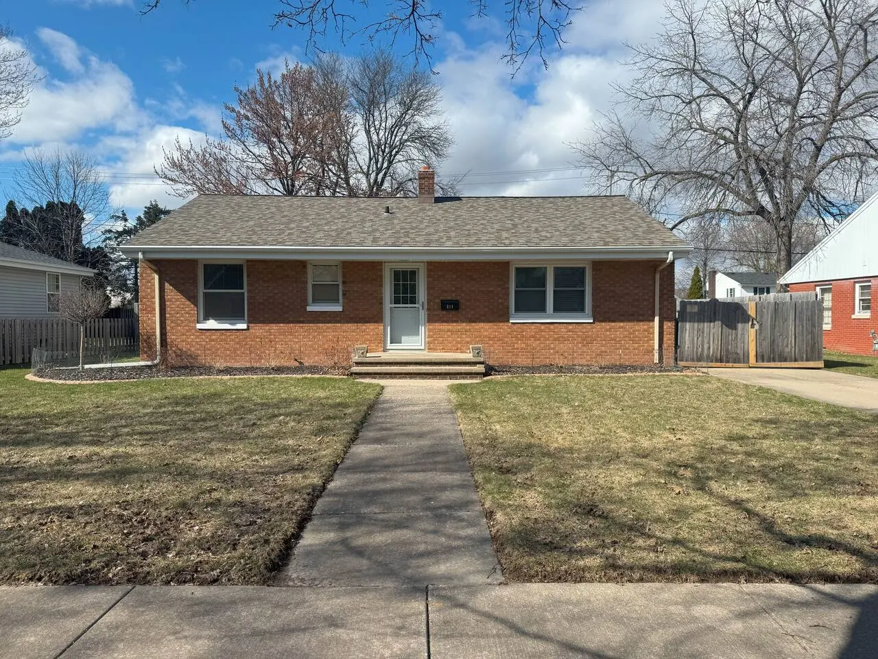 Comfy 3BR Sleeps 7 Mins to DT Lambeau 25 min 16