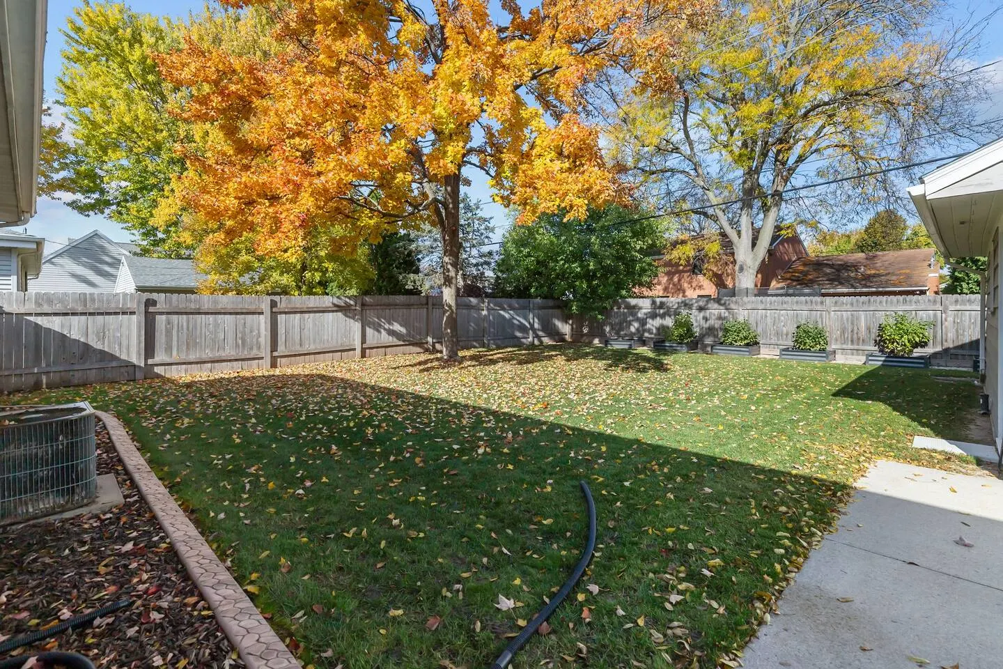 Comfy 3BR Sleeps 7 Mins to DT Lambeau 25 min 18