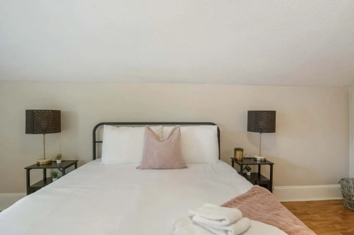 3-Bedroom Stay near Hospitals 11