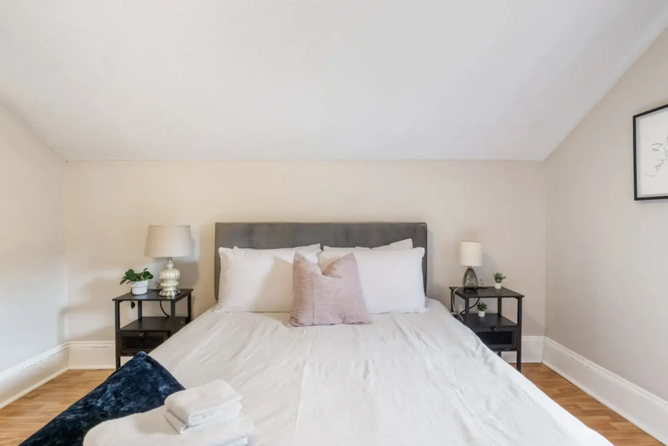 3-Bedroom Stay near Hospitals 13