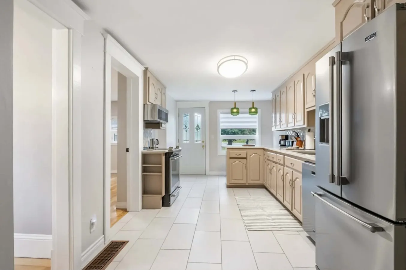3-Bedroom Stay near Hospitals 17