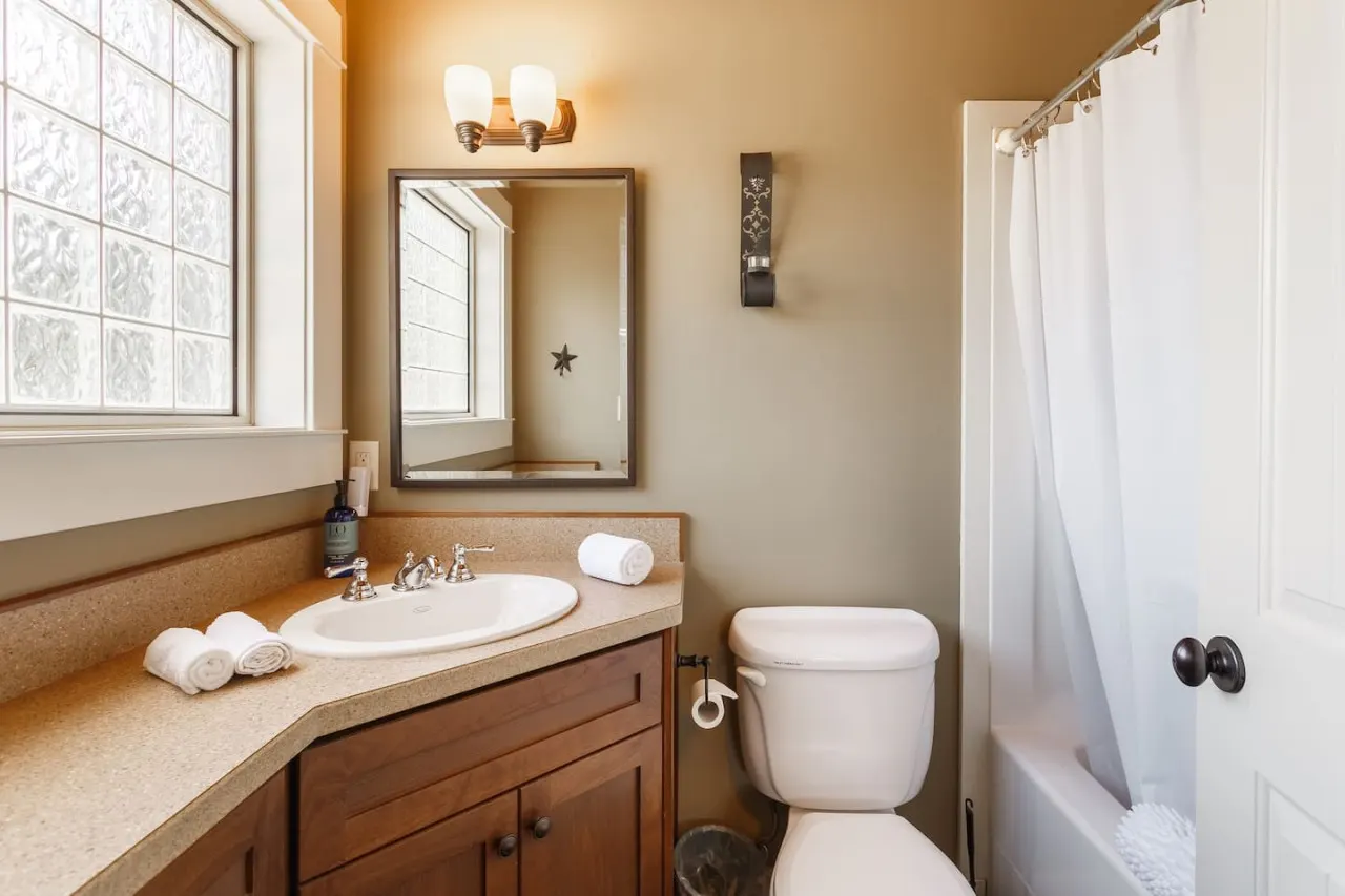 Apex Mountain ~ Trailside Lodge ~ BC Reg#PM813252224 11