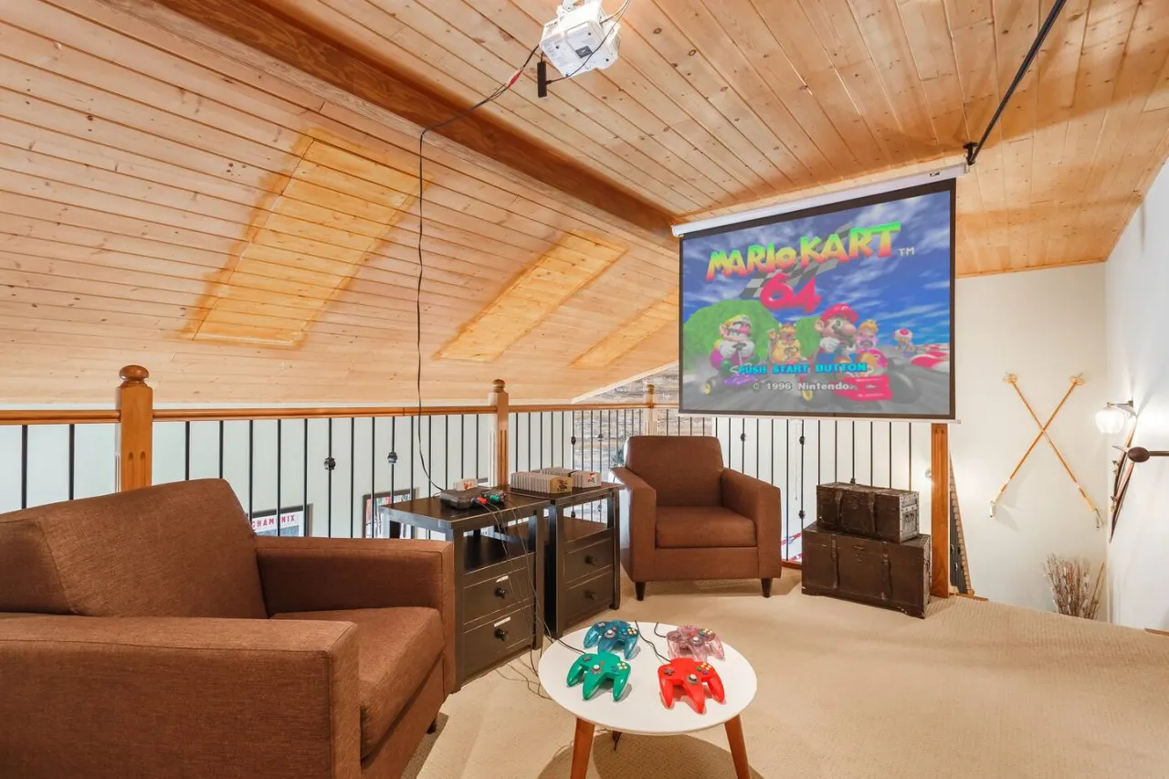 Apex Mountain ~ Trailside Lodge ~ BC Reg#PM813252224 5