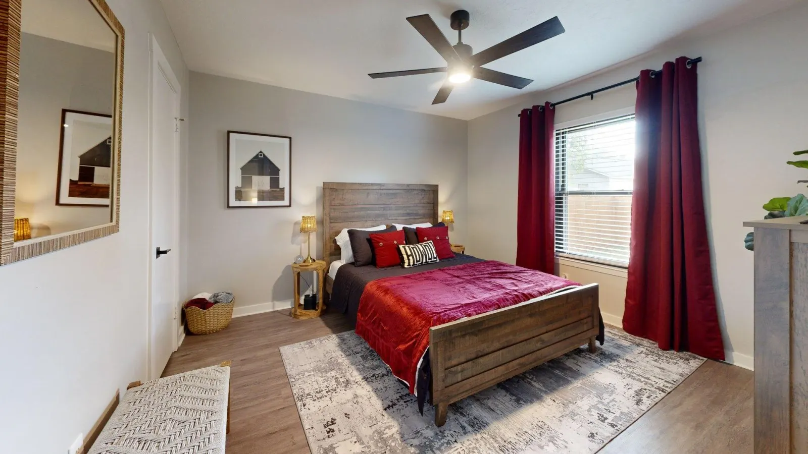 *NEW* Hullabaloo Hangout - 1.1 miles to Kyle Field! 16