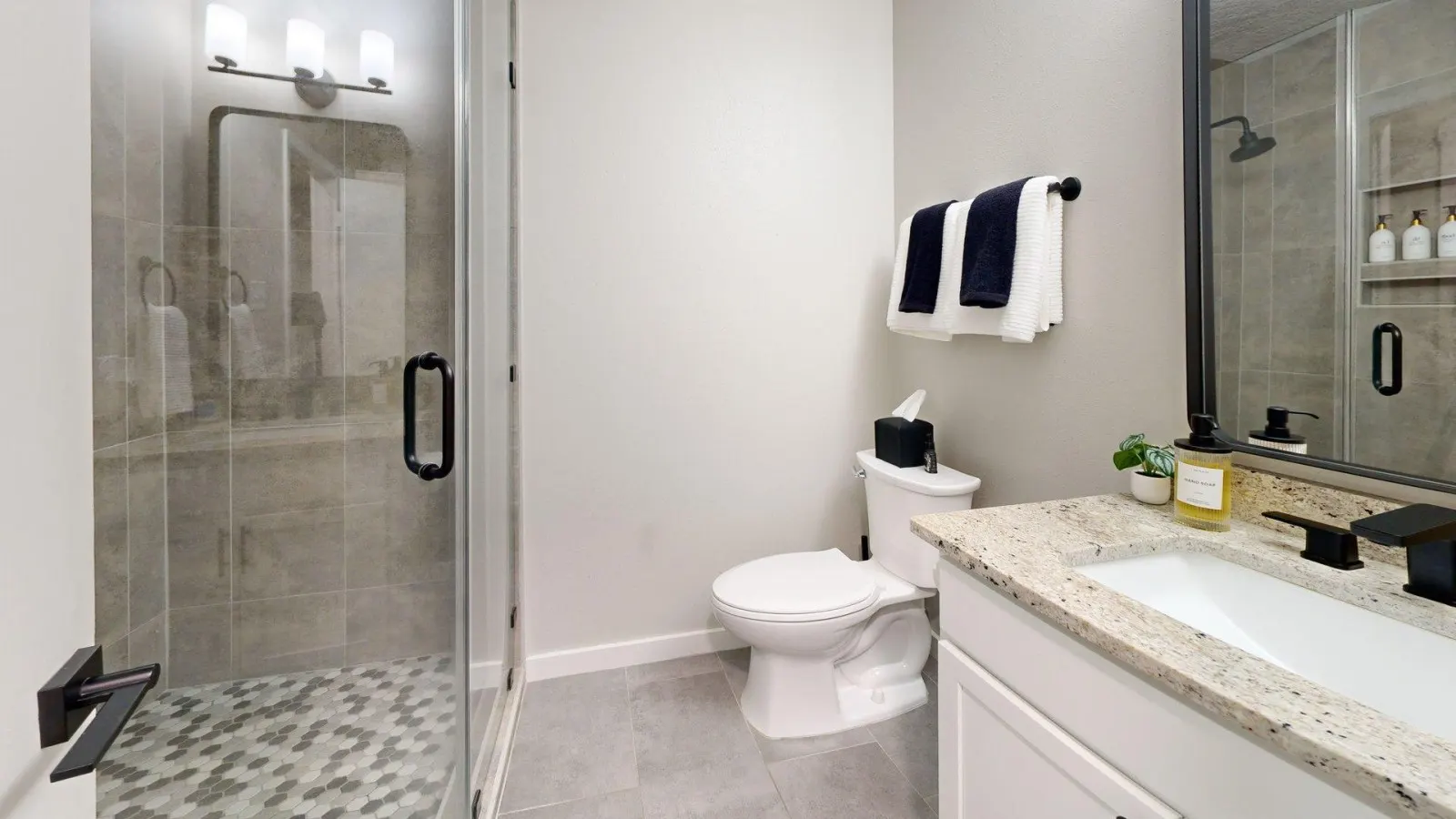 *NEW* Hullabaloo Hangout - 1.1 miles to Kyle Field! 18