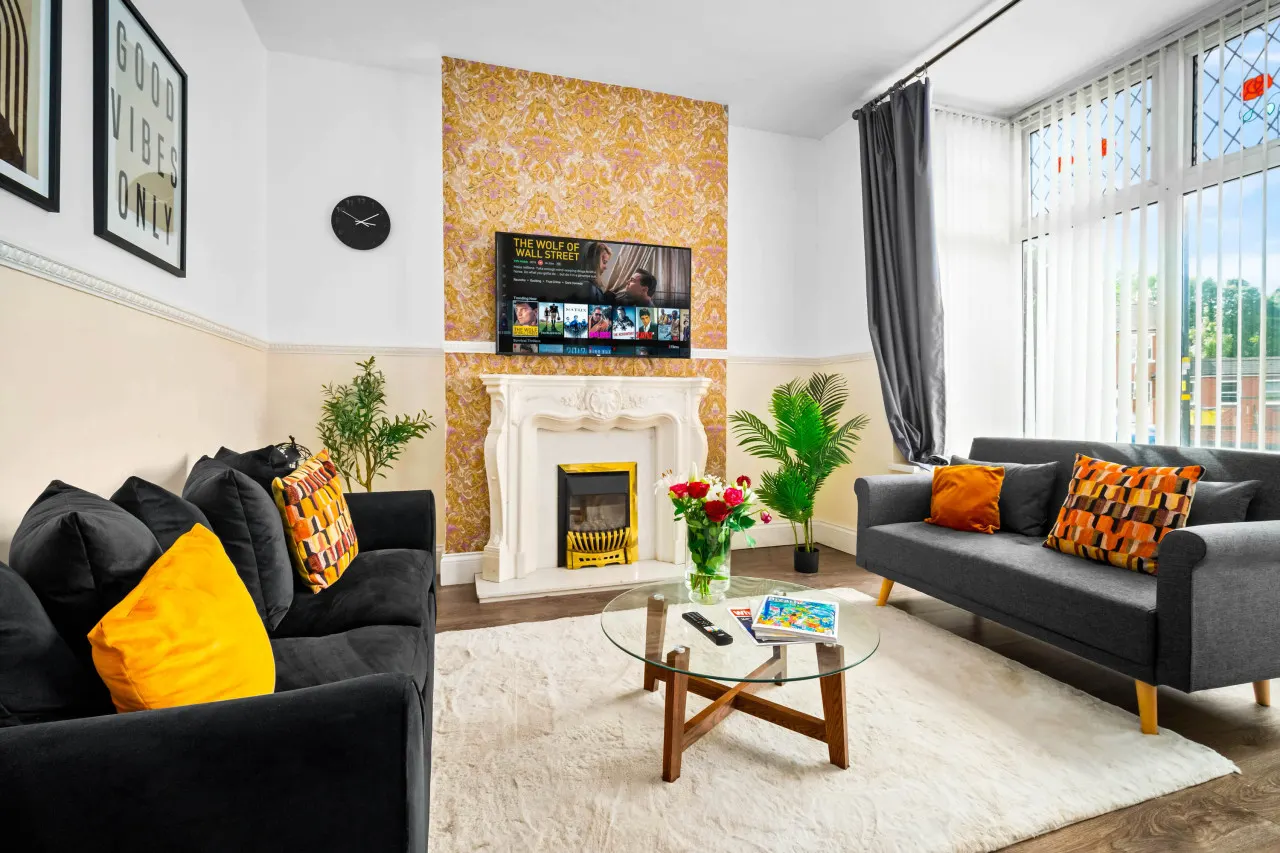 Edgbaston Townhouse - 6 Bedrooms -Parking -Terrace