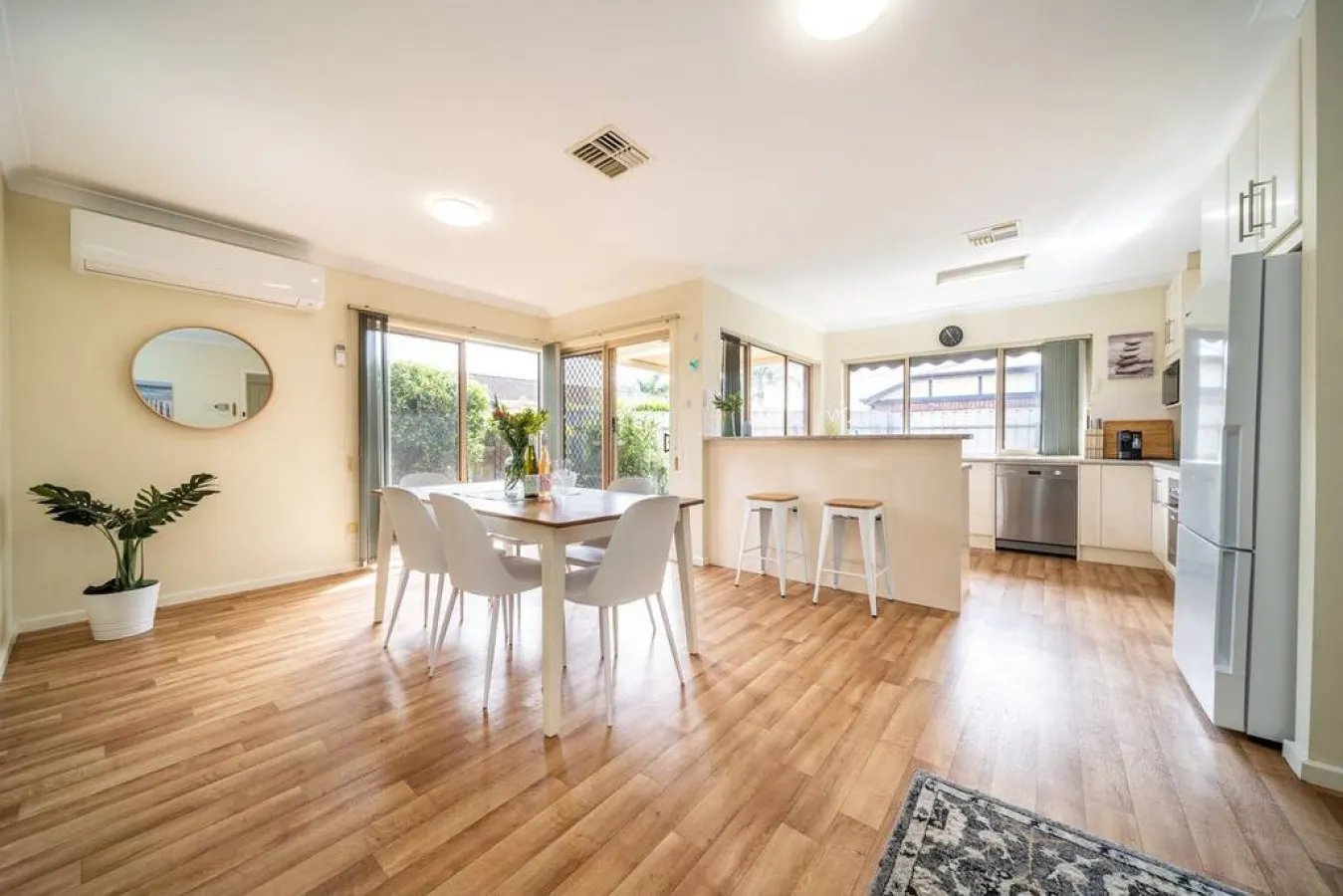 Captivating in Camden 2BR Wifi Parking 7