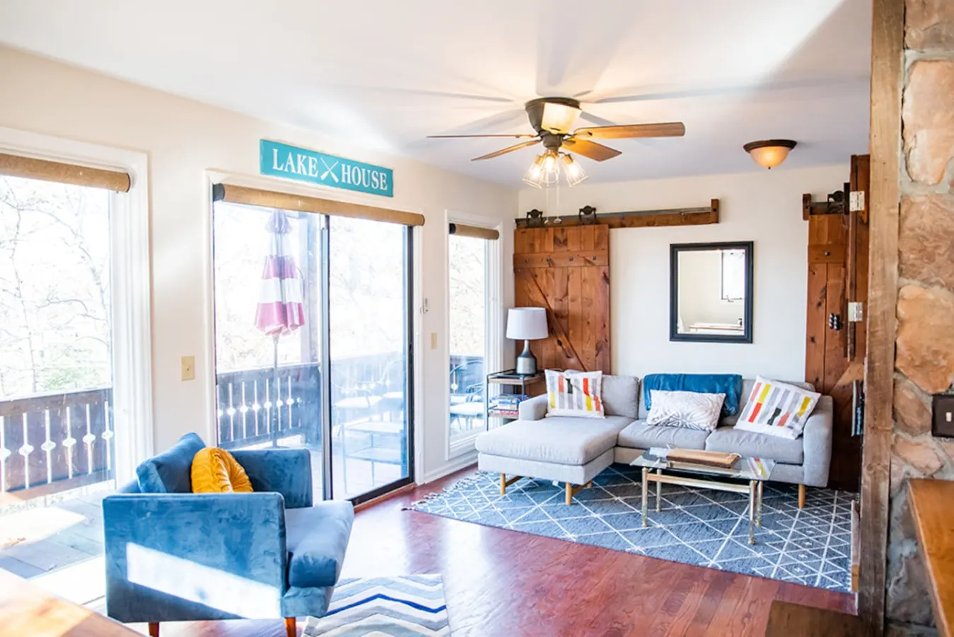 Lakefront Escape | Dock, Fire Pit, Family friendly — photo 2