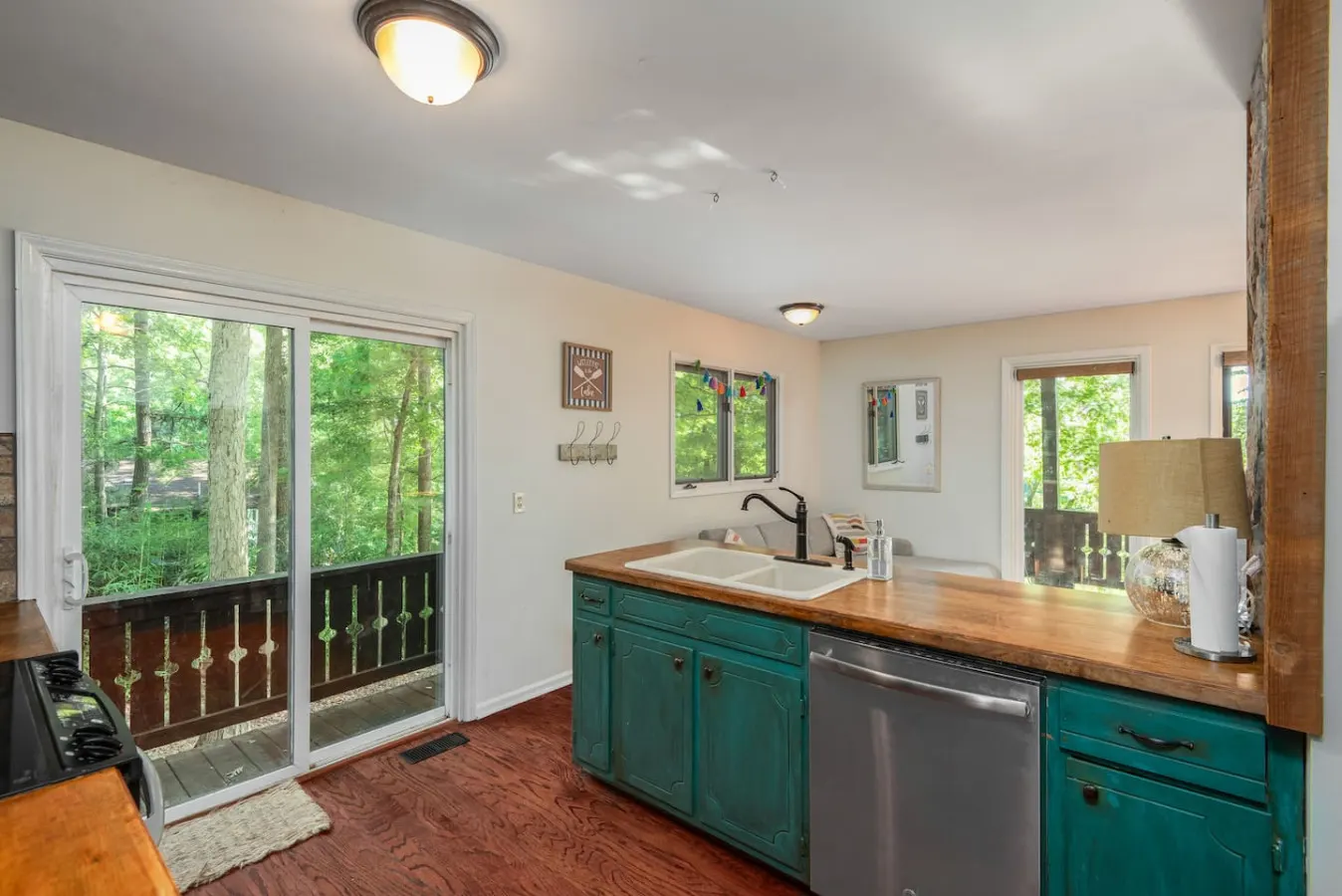 Lakefront Escape Dock, Fire Pit, Family friendly 11