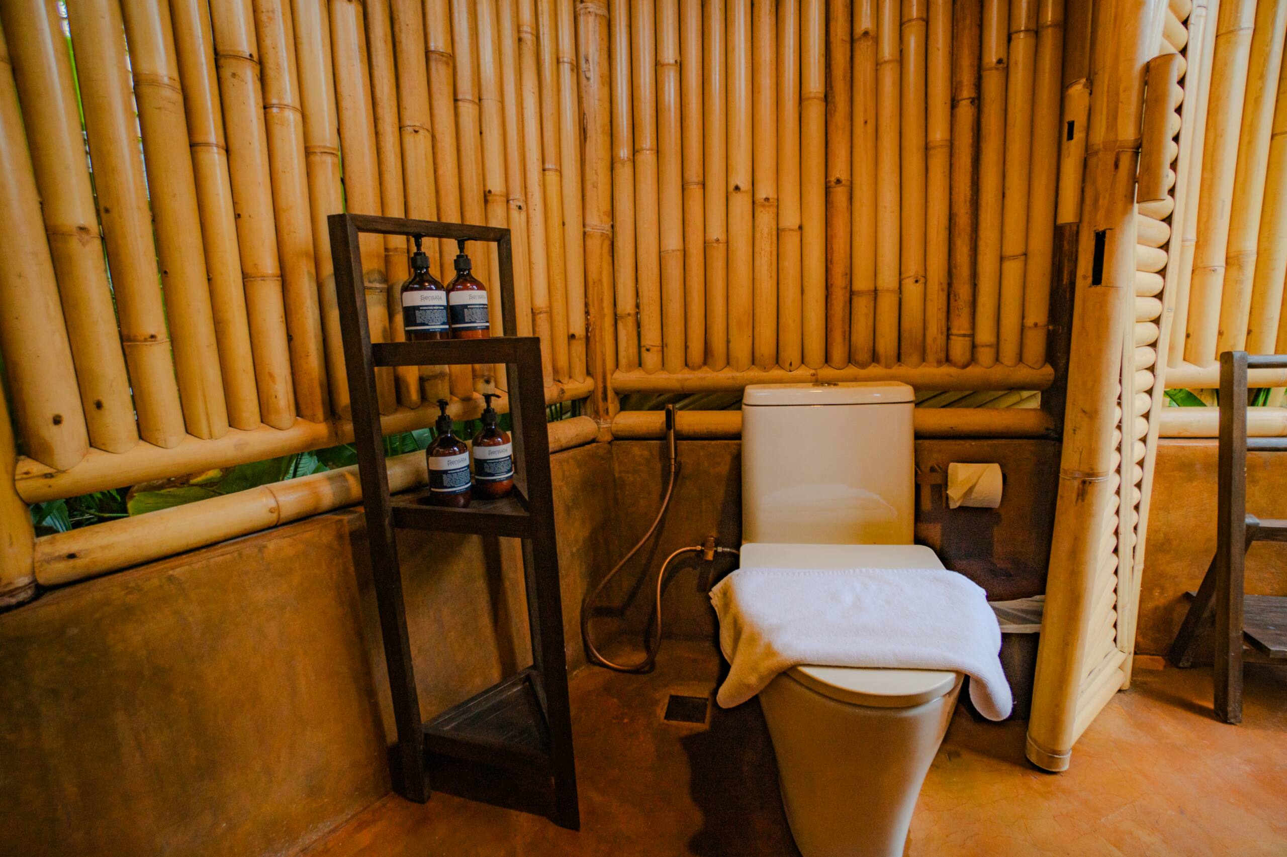 Atamendra-Private Bamboo Villa in Sidemen 14