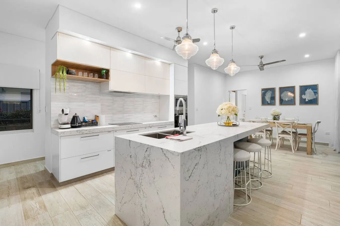 Zenhouse Solstice: Designer 4-BR Executive Retreat 16