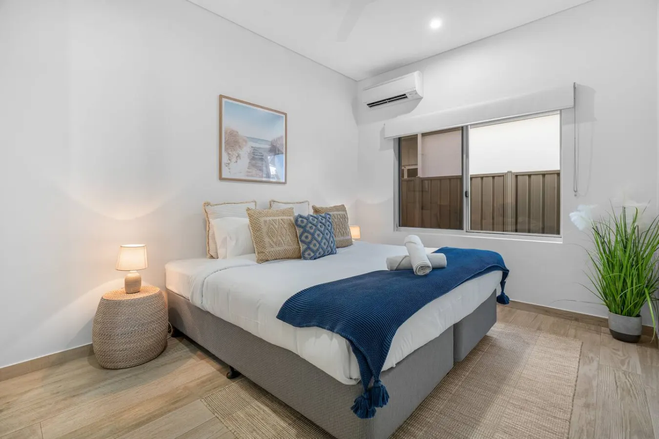 Zenhouse Solstice: Designer 4-BR Executive Retreat 7