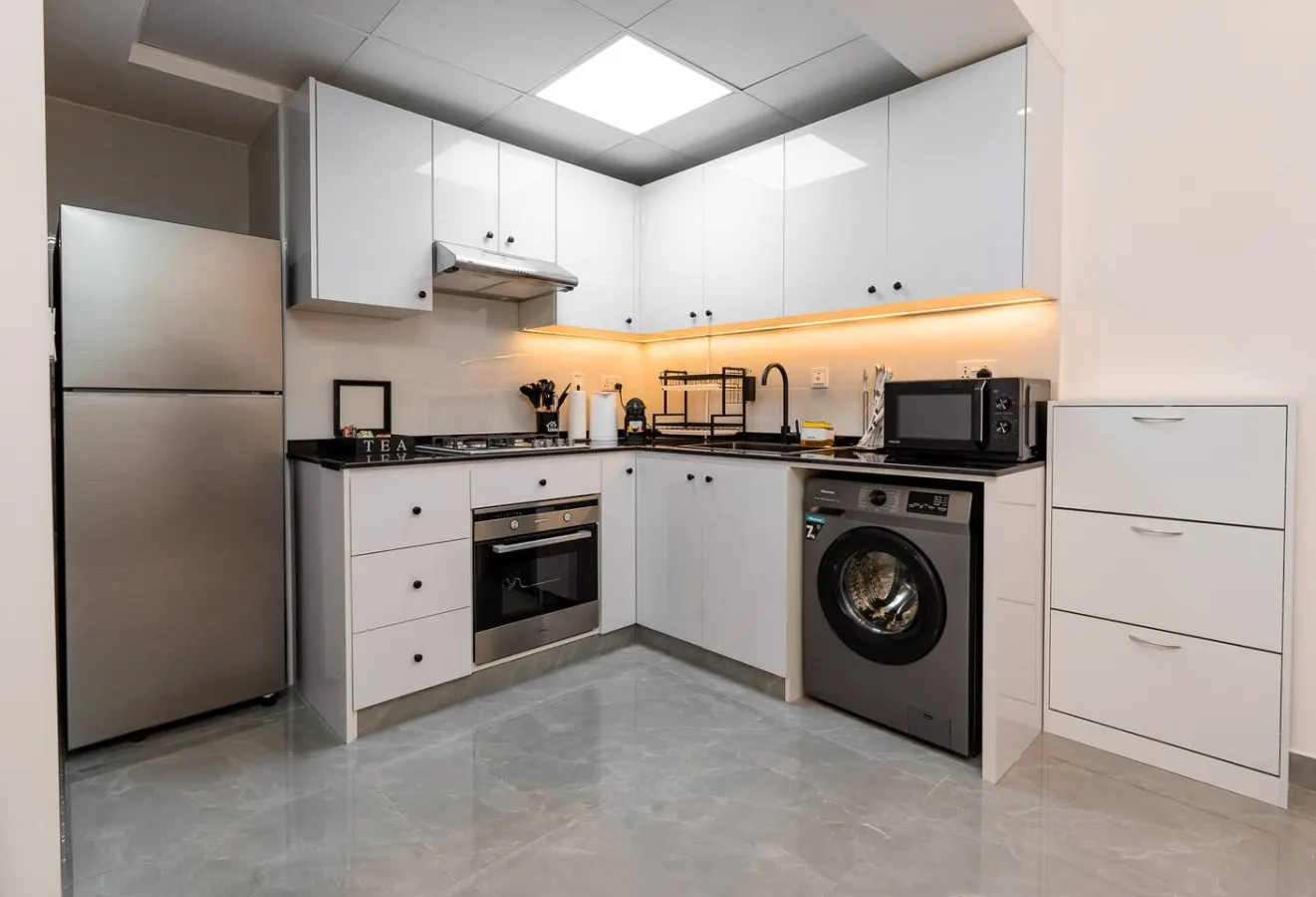 Dubai Marina - 1 BHK Stunning Apartment 12