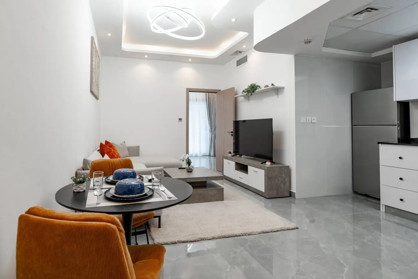 Dubai Marina - 1 BHK Stunning Apartment 4