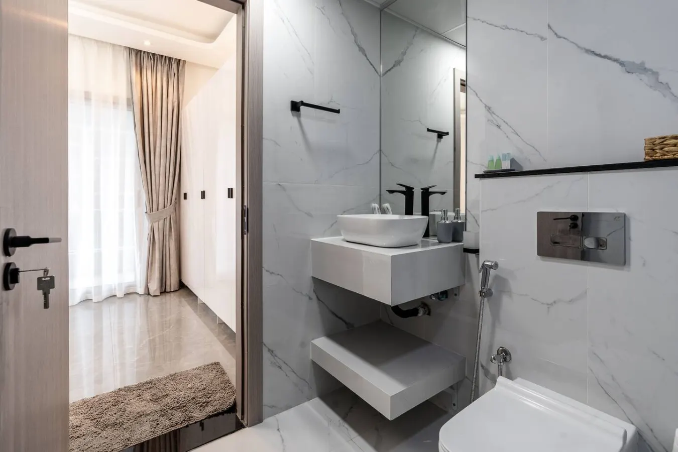 Dubai Marina - 1 BHK Stunning Apartment 7