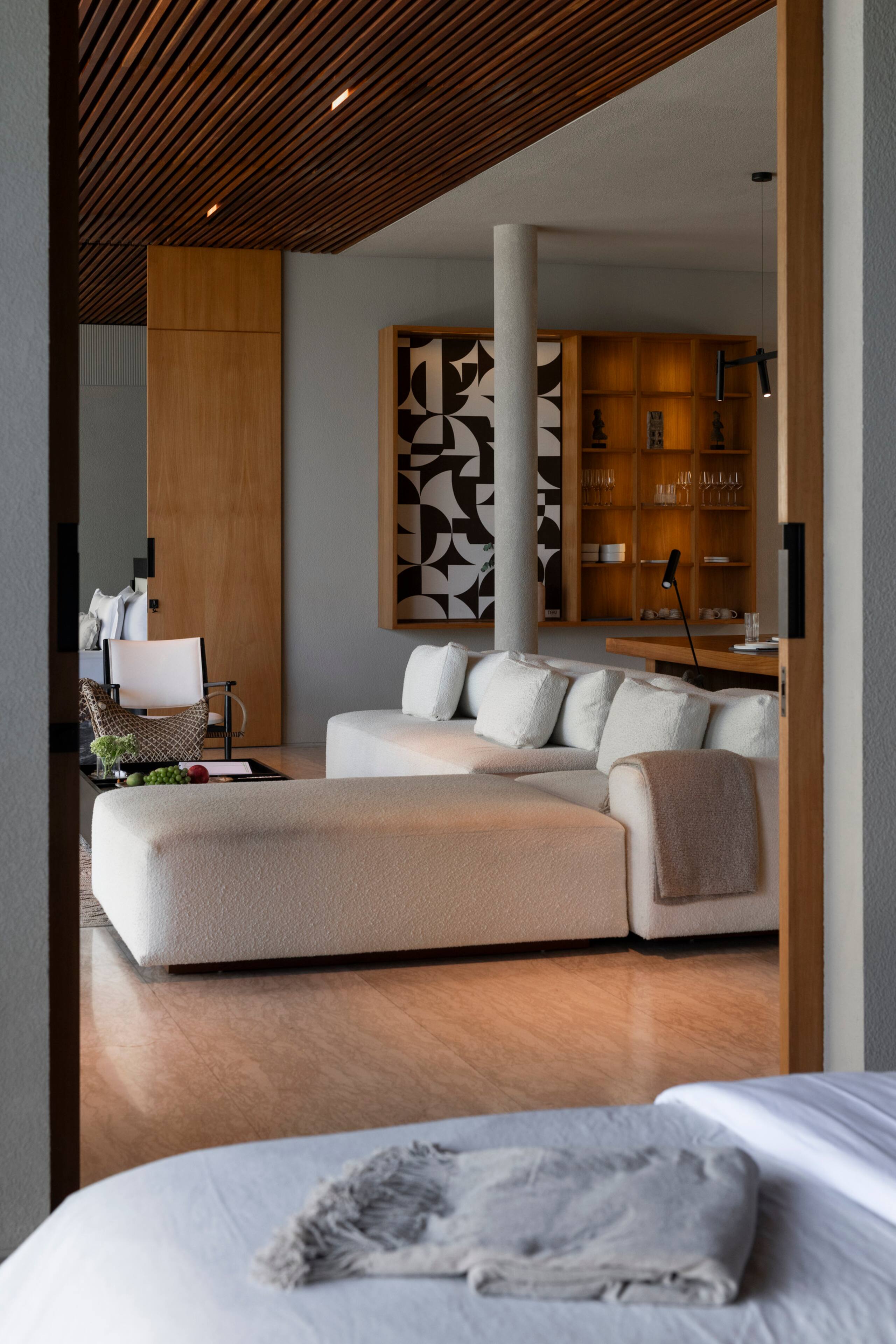 Spacious 4BR Villa 11