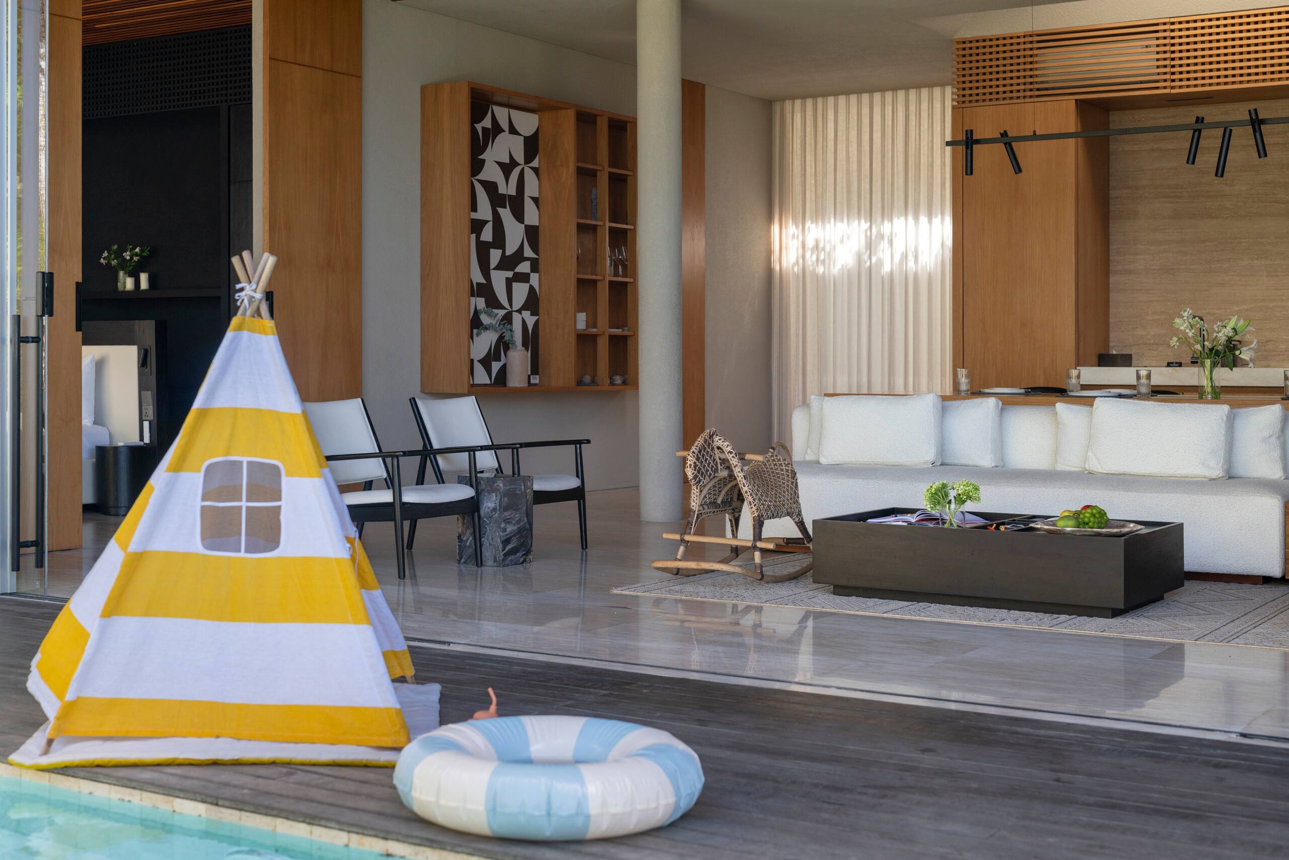 Spacious 4BR Villa 13