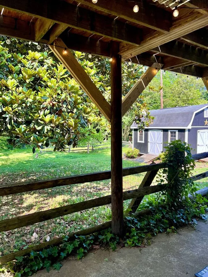Cozy Burlington Gem Private Creek BBQ Grill 10
