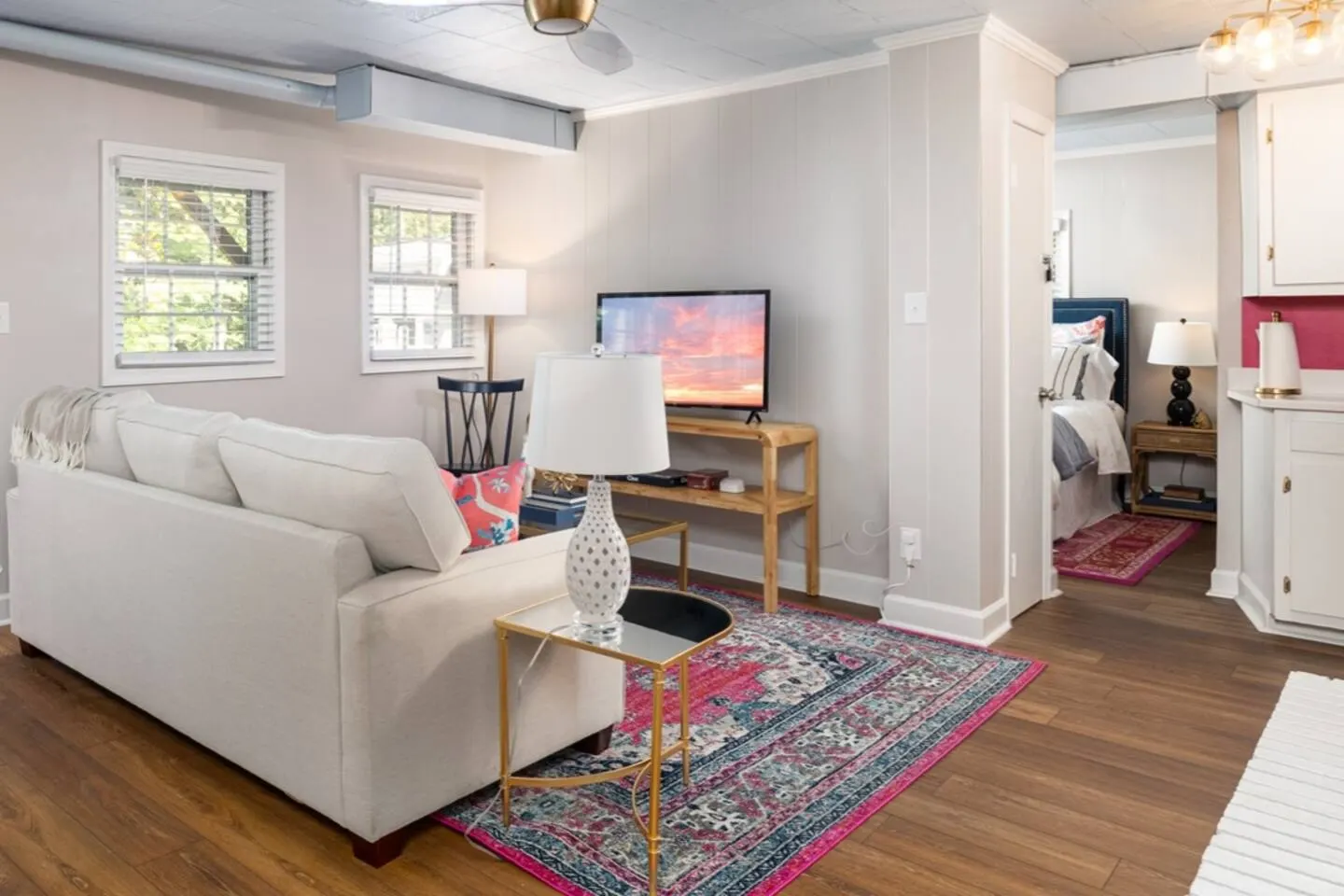 Cozy Burlington Gem | Private Creek | BBQ Grill — foto 4
