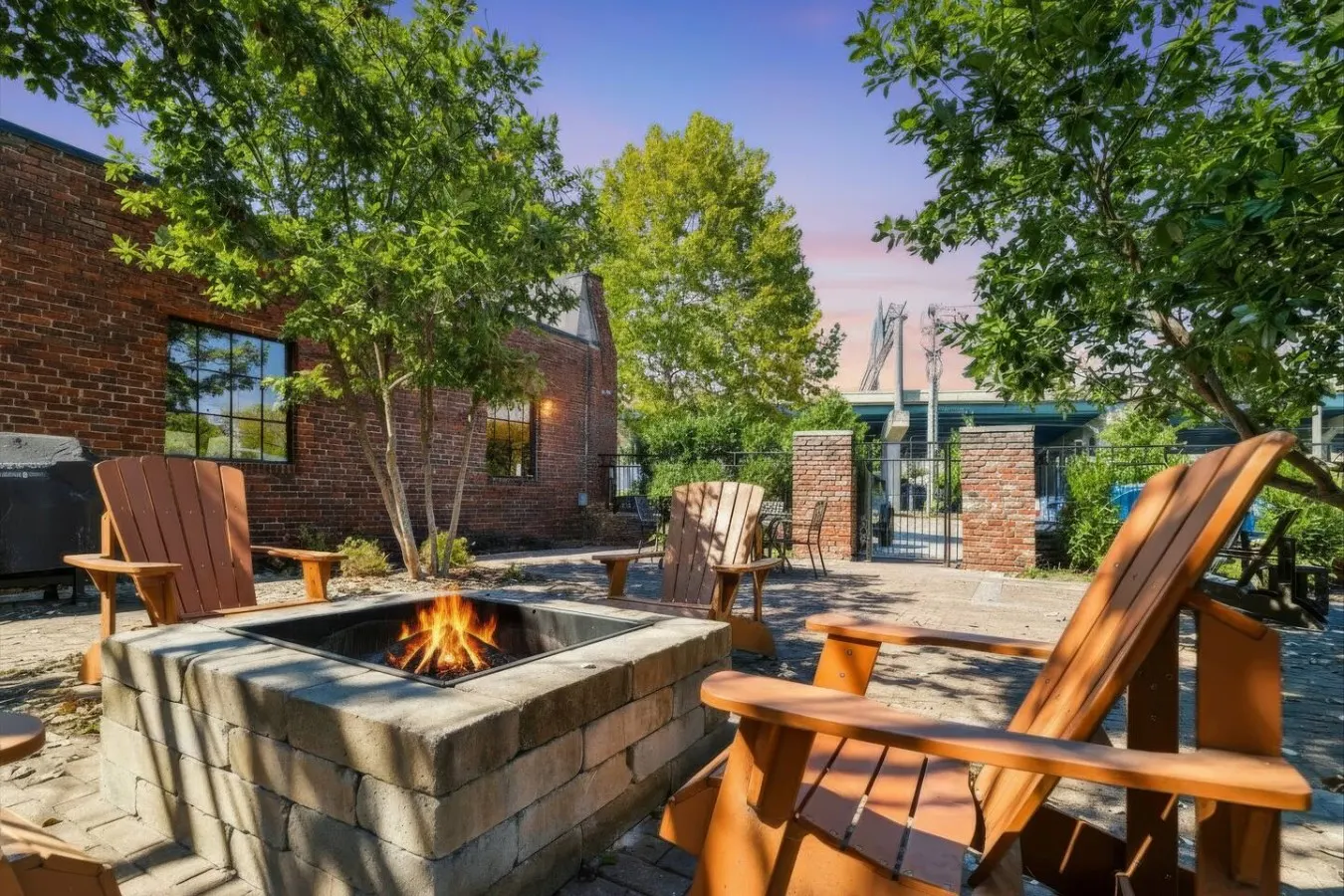 Modern Luxury Townhome | Near Old City & Downtown — photo 3