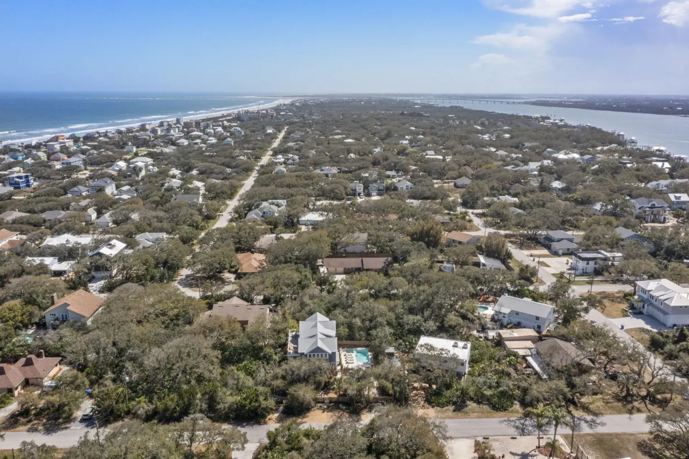 The Blue Refuge Family-Friendly R&R Near Beach — photo 3