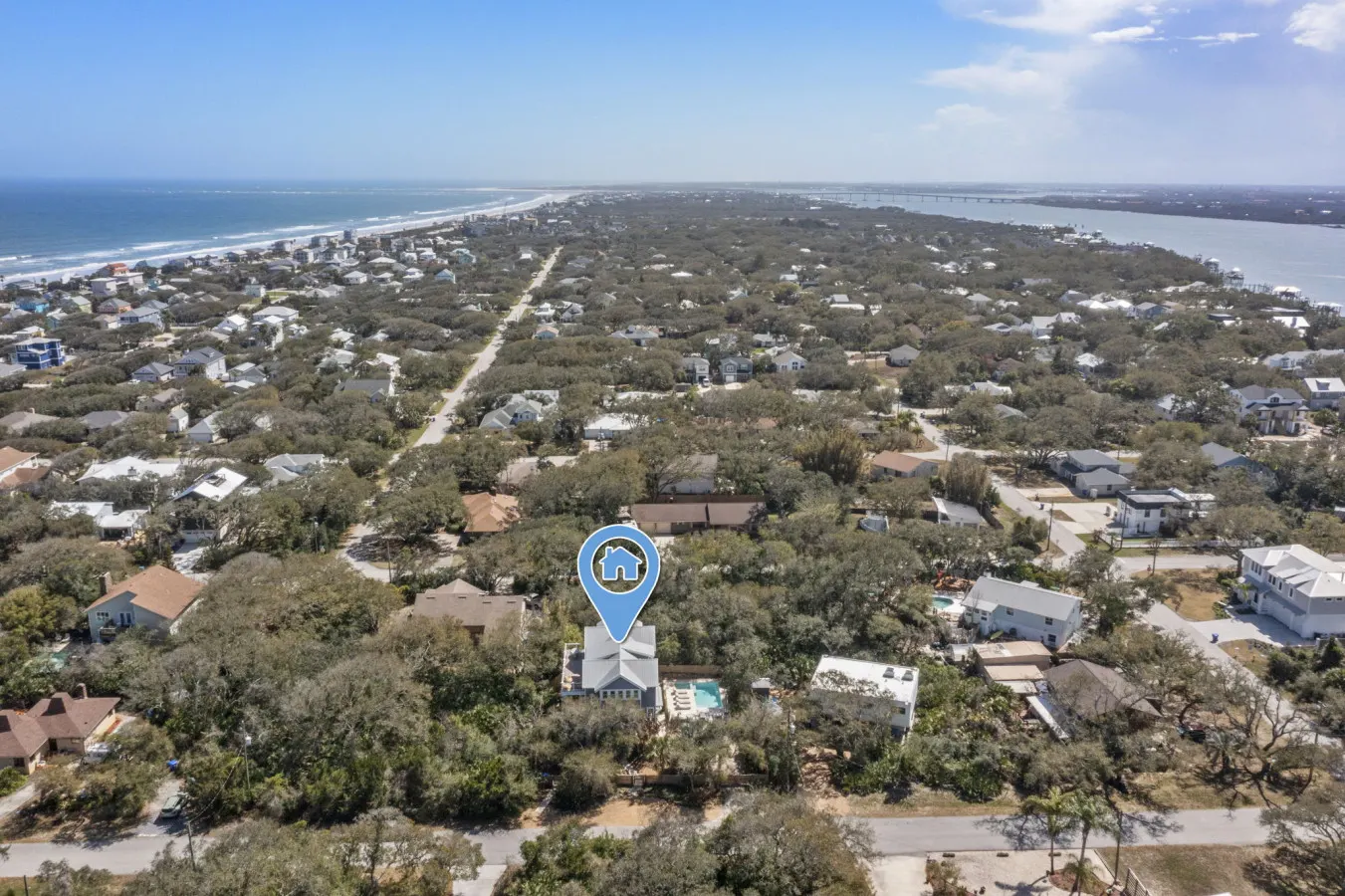 The Blue Refuge Family-Friendly R&R Near Beach — photo 4