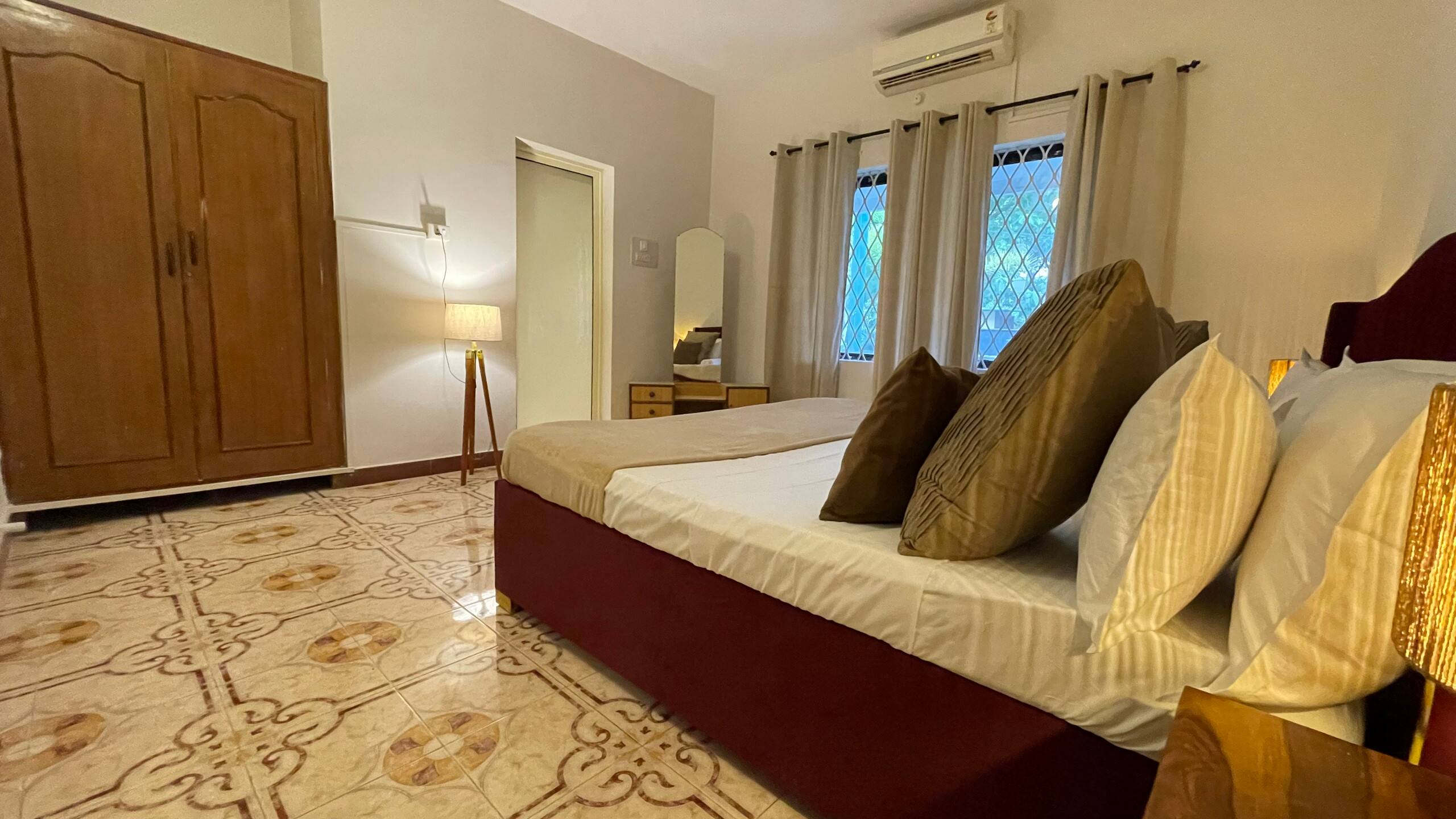 S1(Beach/kitchen/Inverter/Wifi/Parking)Stawil apt 31