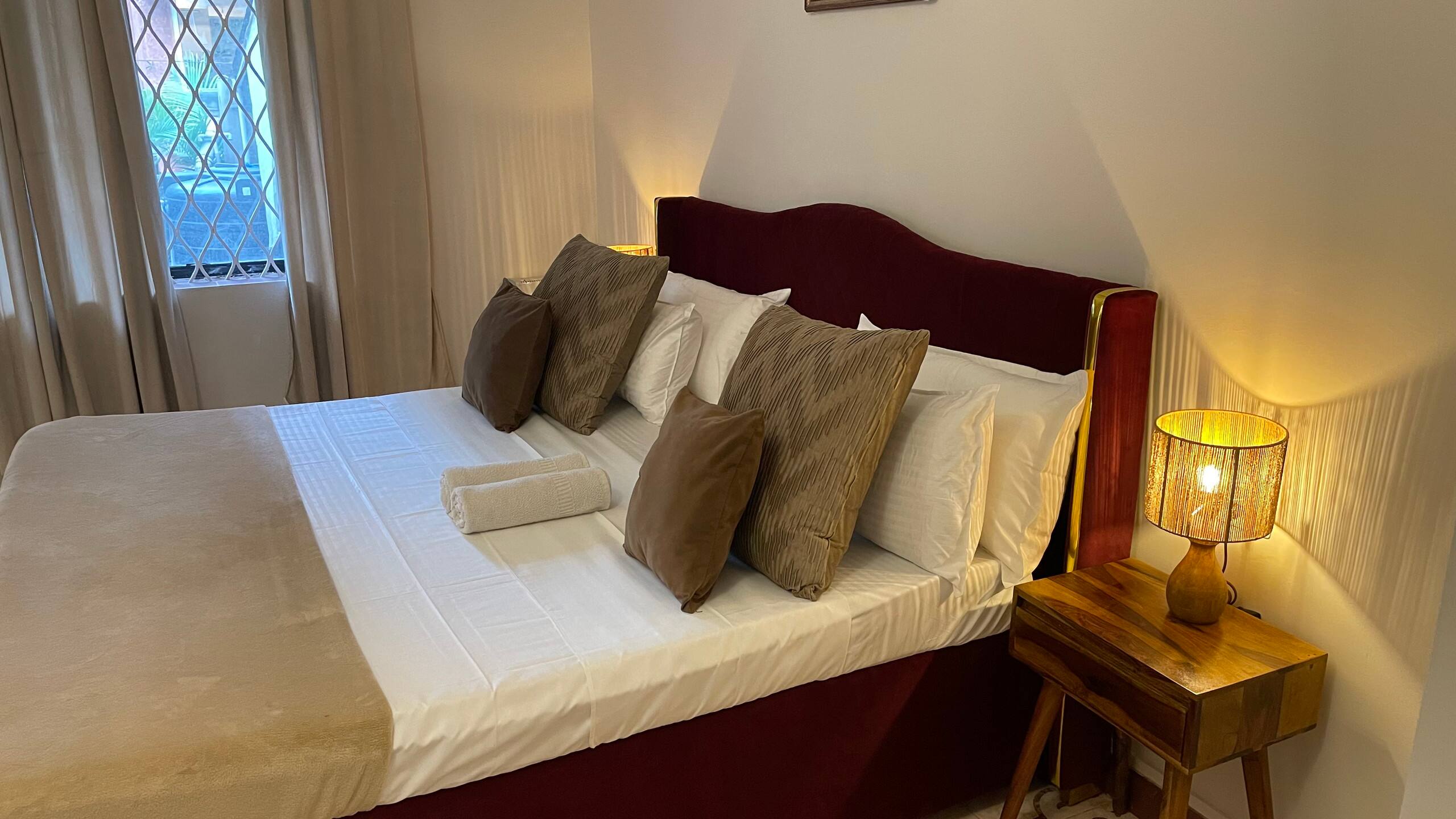 S1(Beach/kitchen/Inverter/Wifi/Parking)Stawil apt 22