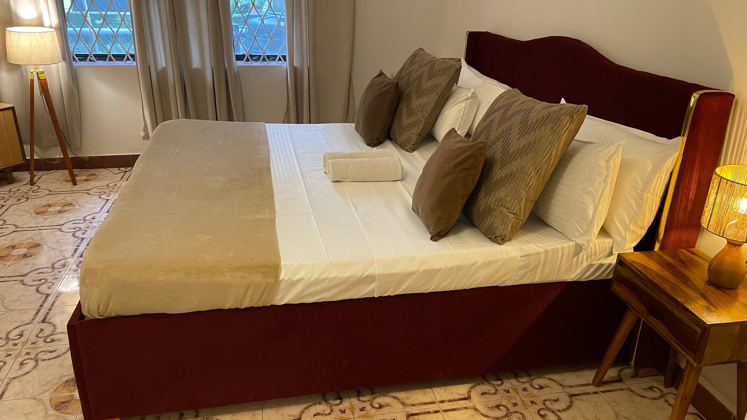 S1(Beach/kitchen/Inverter/Wifi/Parking)Stawil apt 30