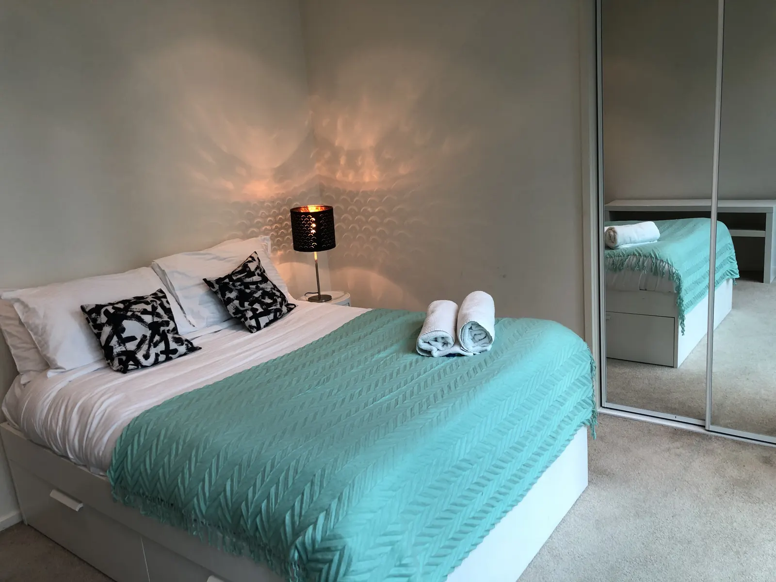 ReadySet Apartments on Southbank One - 3 Bedroom Apartment SC1 5