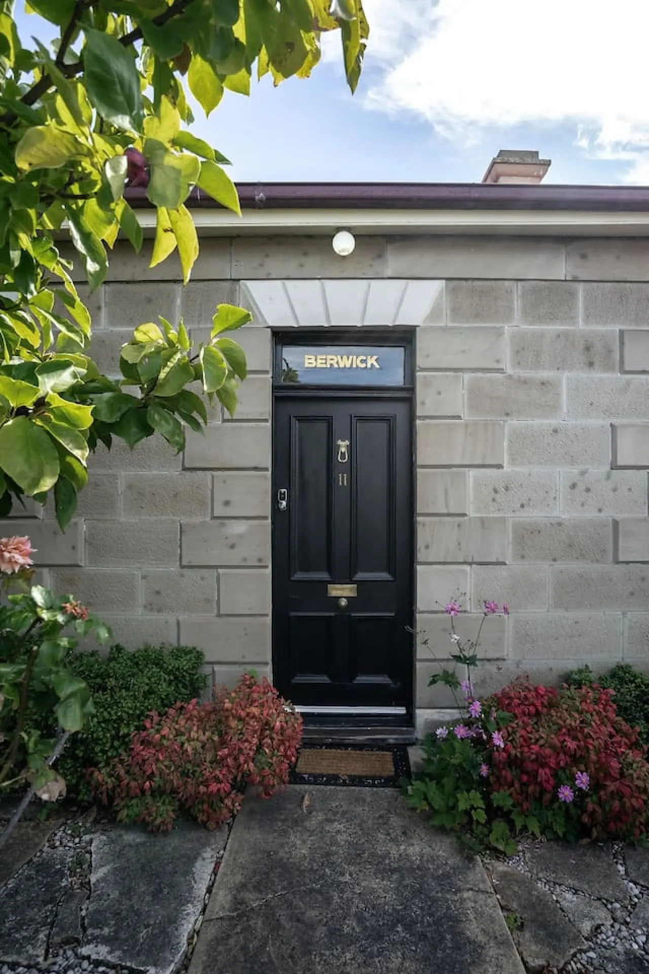Berwick Cottage in Historic Battery Point — photo 5