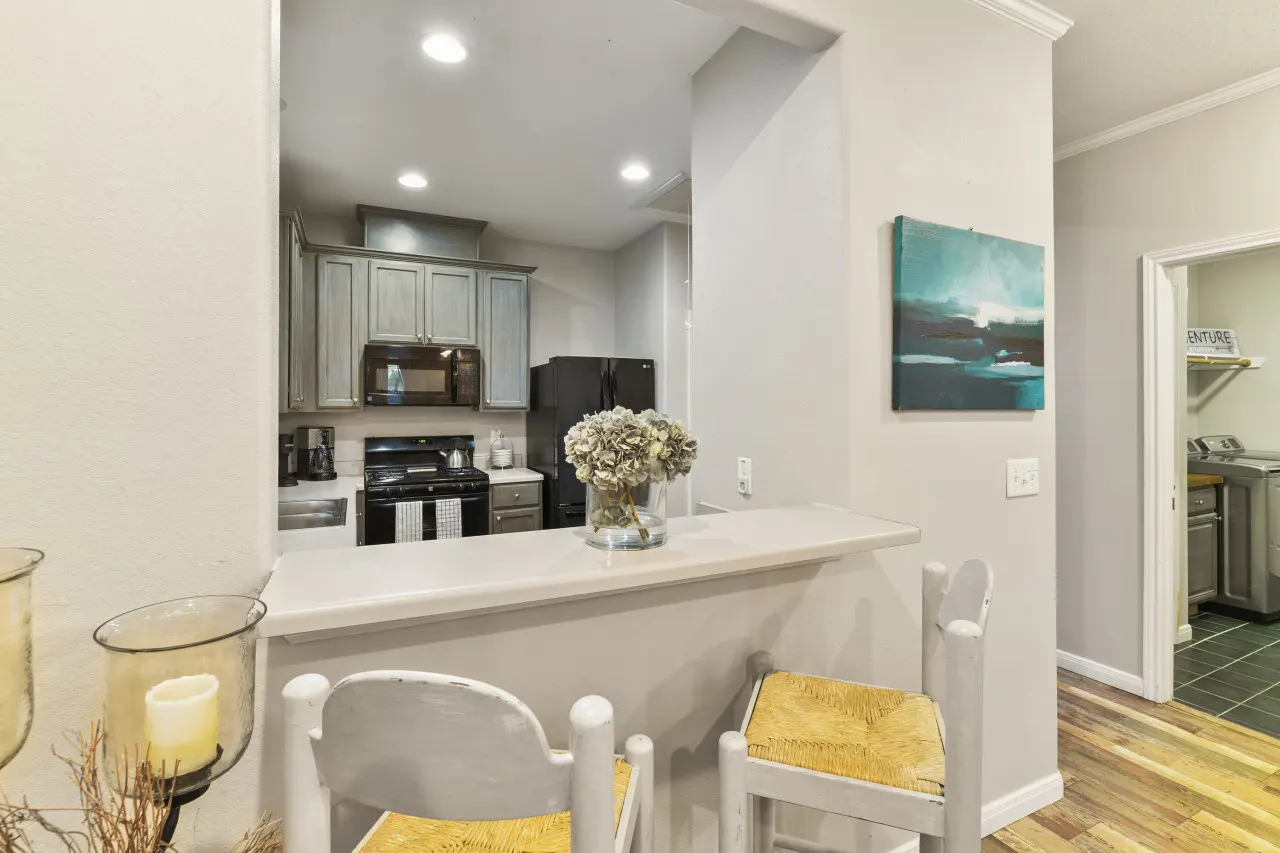 Gulf Escape Cottage Near Beach Attractions 12