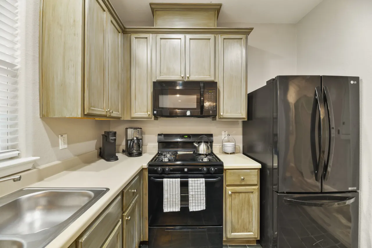 Gulf Escape Cottage Near Beach Attractions 13