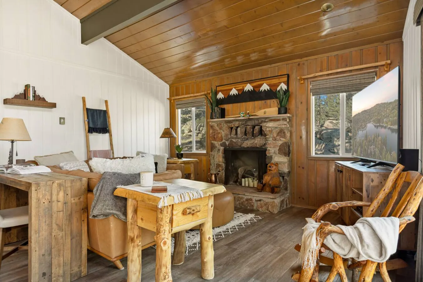 Lark Lookout: Serene Surroundings on Huge Private Lot! Hot Tub & Walk to Lake! 10
