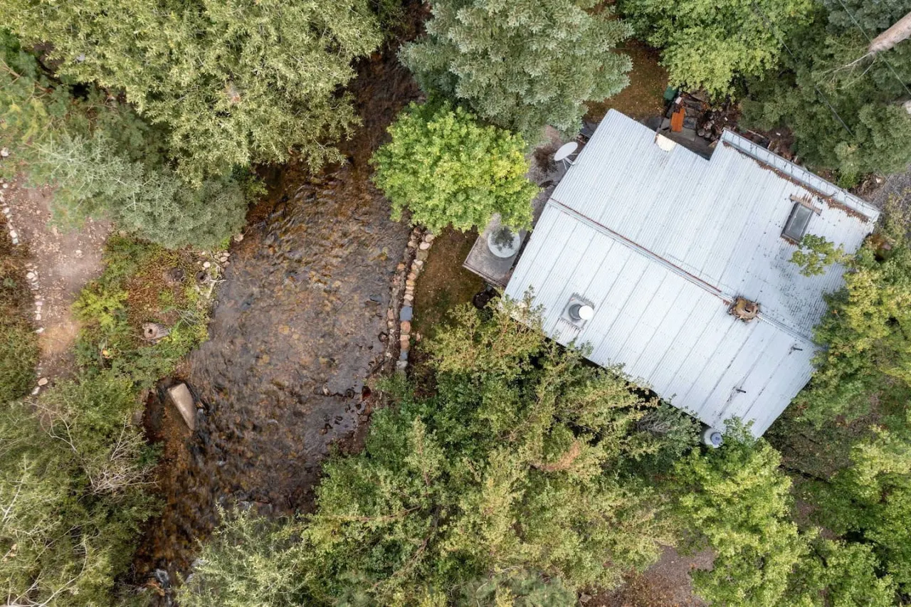 Cabin on Big Cottonwood River 19