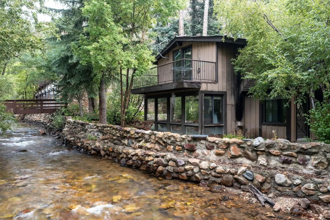 Cabin on Big Cottonwood River 8