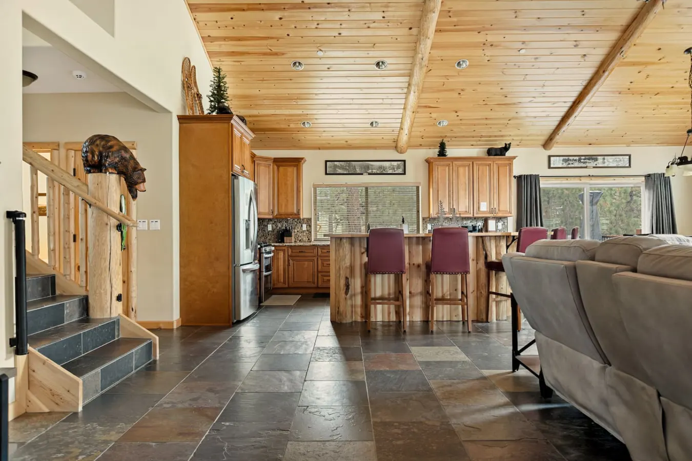 Bear Creek Lodge, Hot Tub near Snow Summit 7