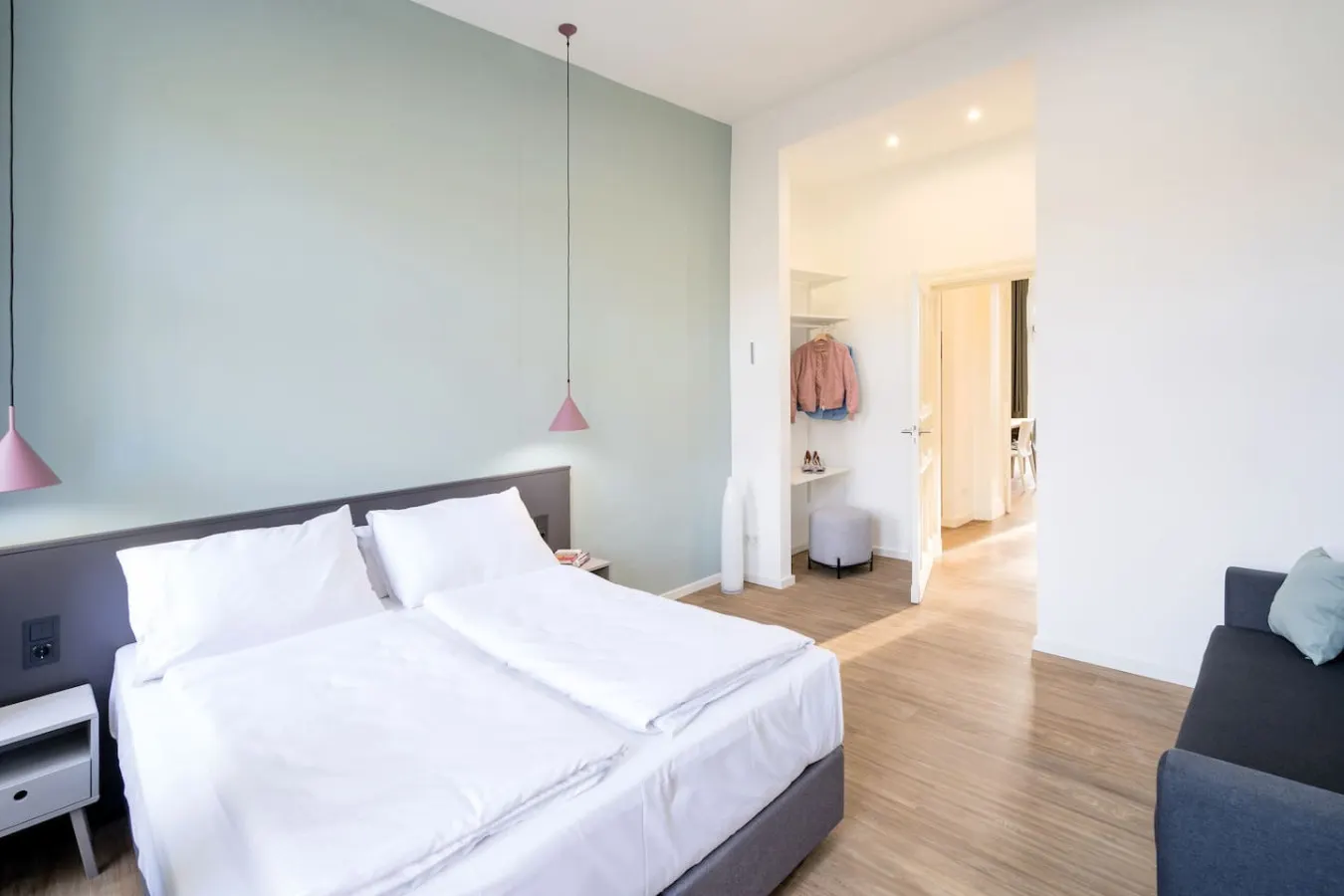 4-Bedroom Apartment (130qm), 2 Bathrooms & Balcony 11